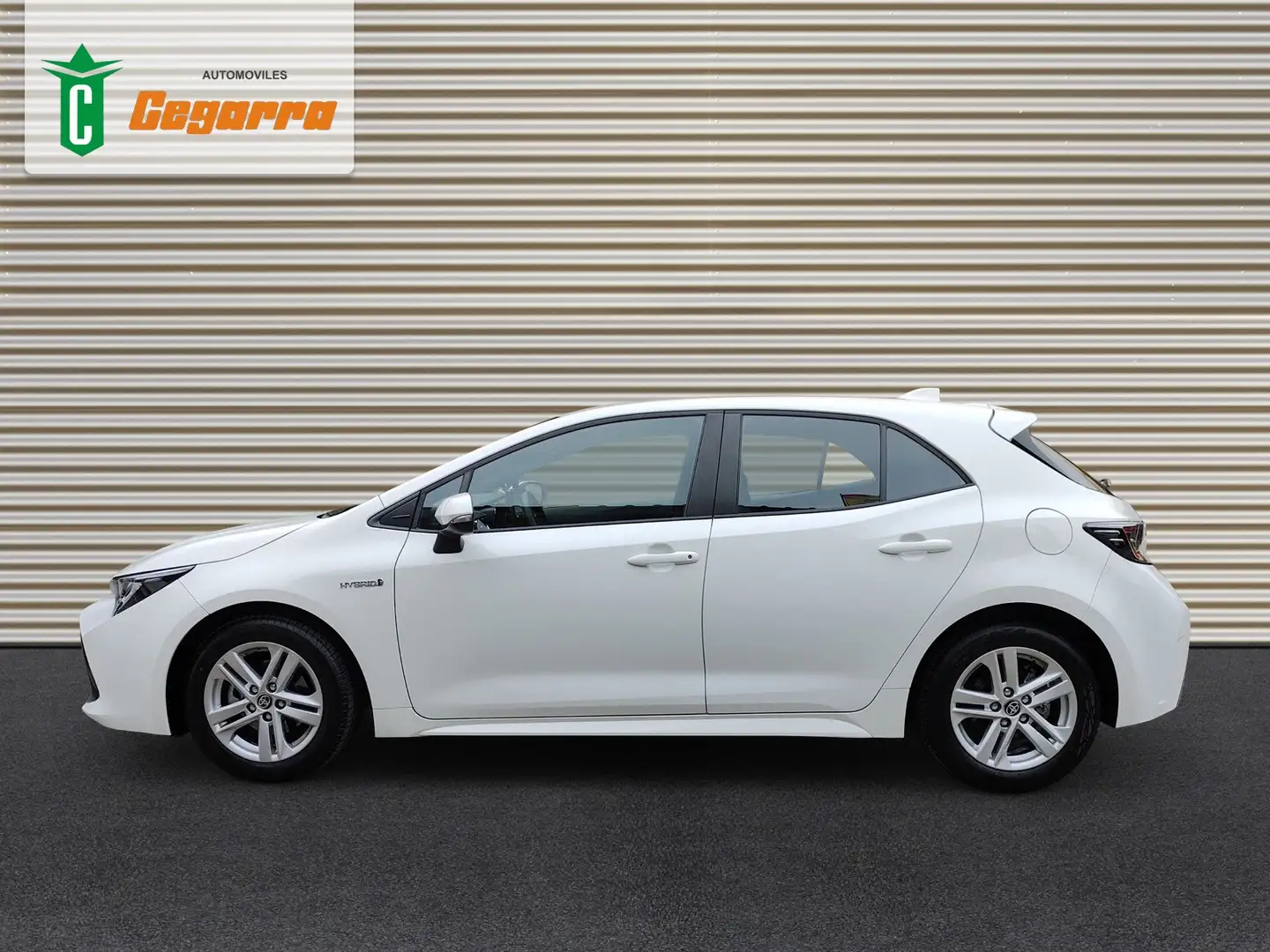 Toyota Corolla 125H Business Weiß - 2