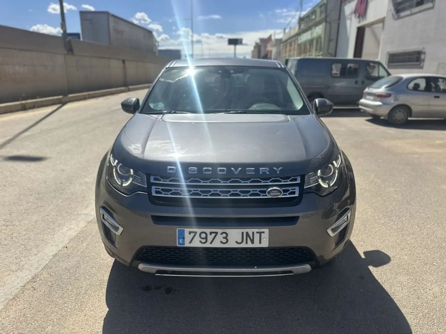 Land Rover Discovery Sport 2.2TD4 SE 4x4 Aut. 150 Grijs - 2