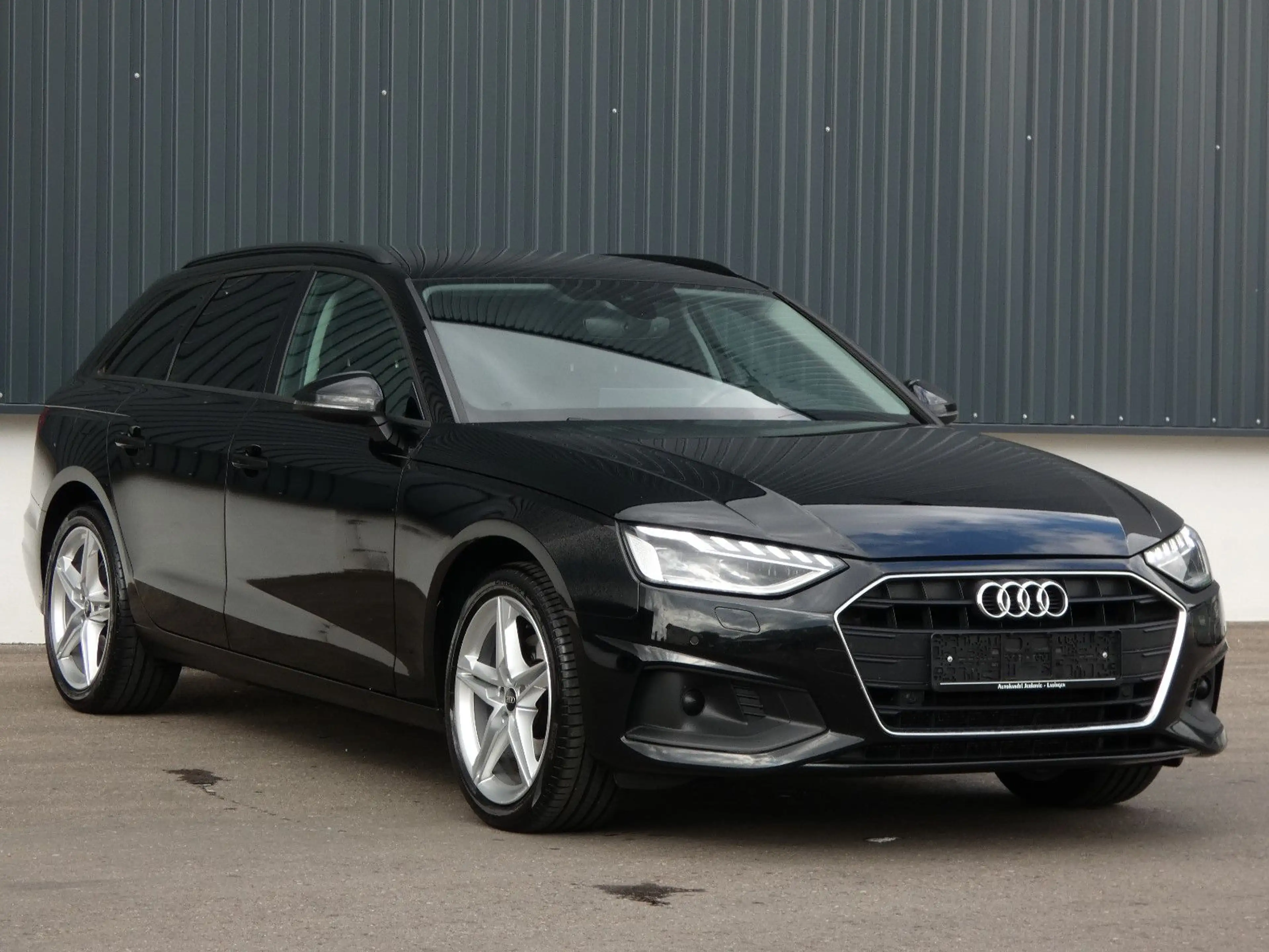 Audi A4 35 TDI S tronic Matrix Nav ACC Kamera HiFi 18 — photo 23