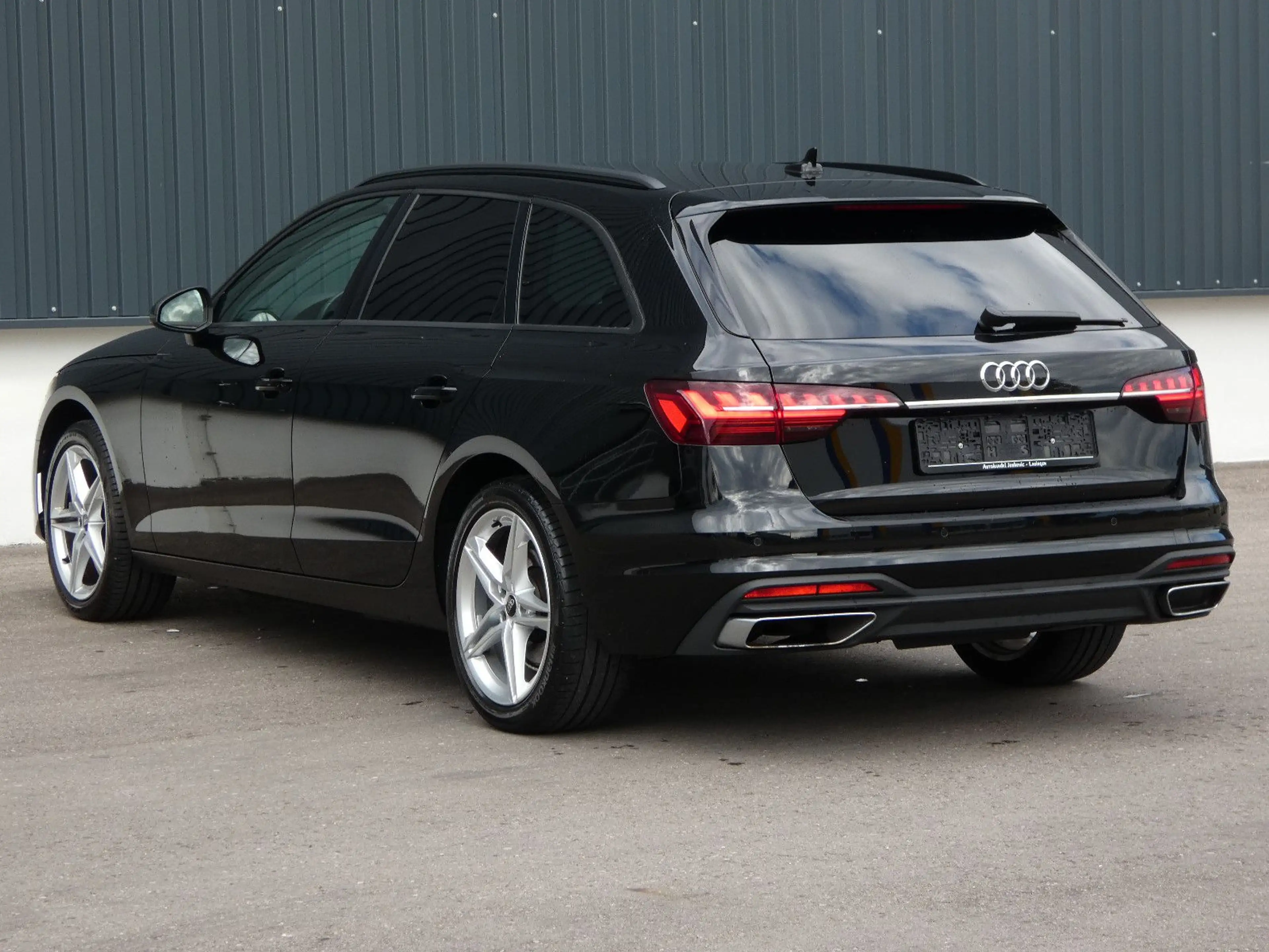 Audi A4 35 TDI S tronic Matrix Nav ACC Kamera HiFi 18 — photo 30