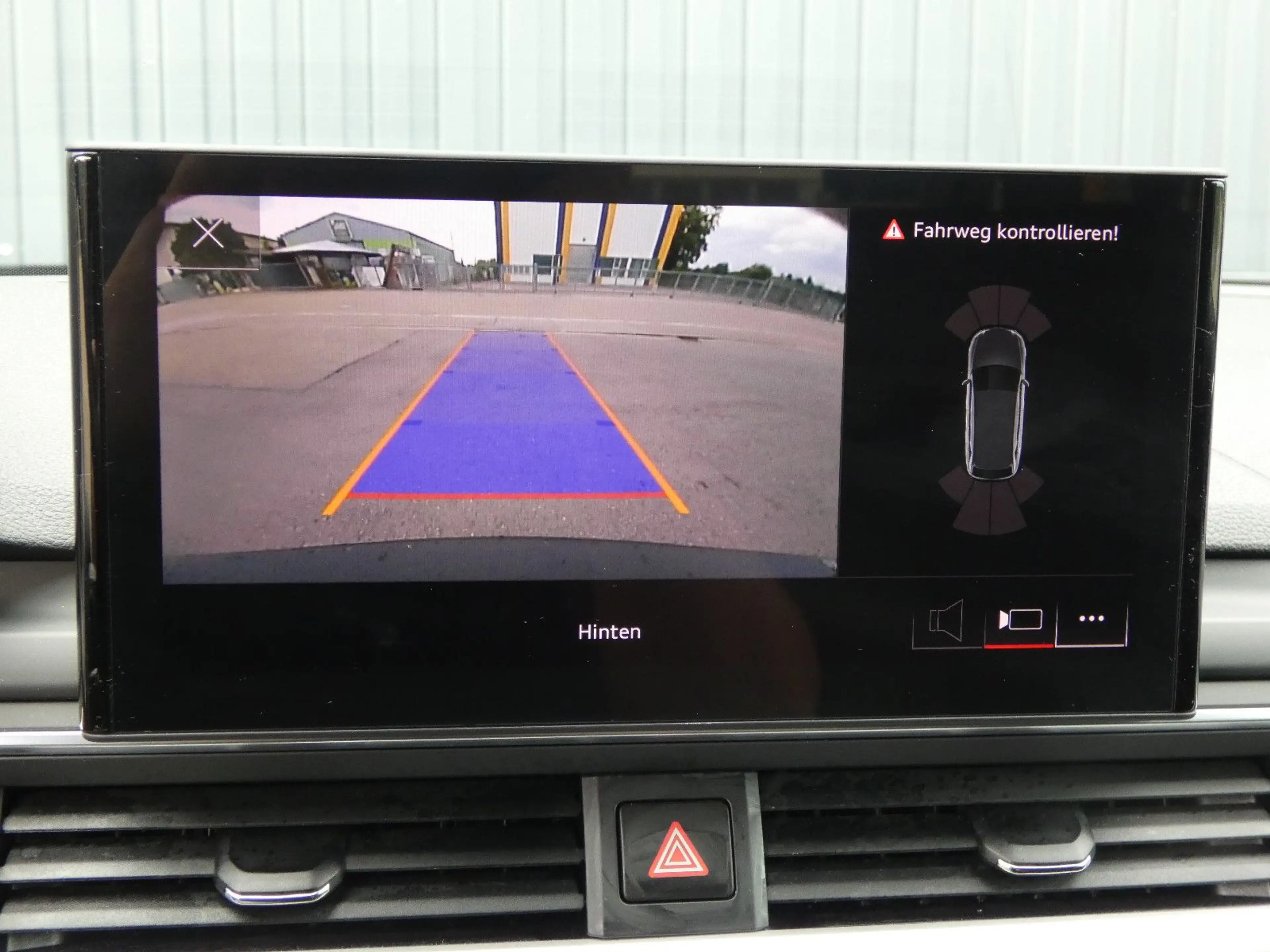 Audi A4 35 TDI S tronic Matrix Nav ACC Kamera HiFi 18 — photo 10