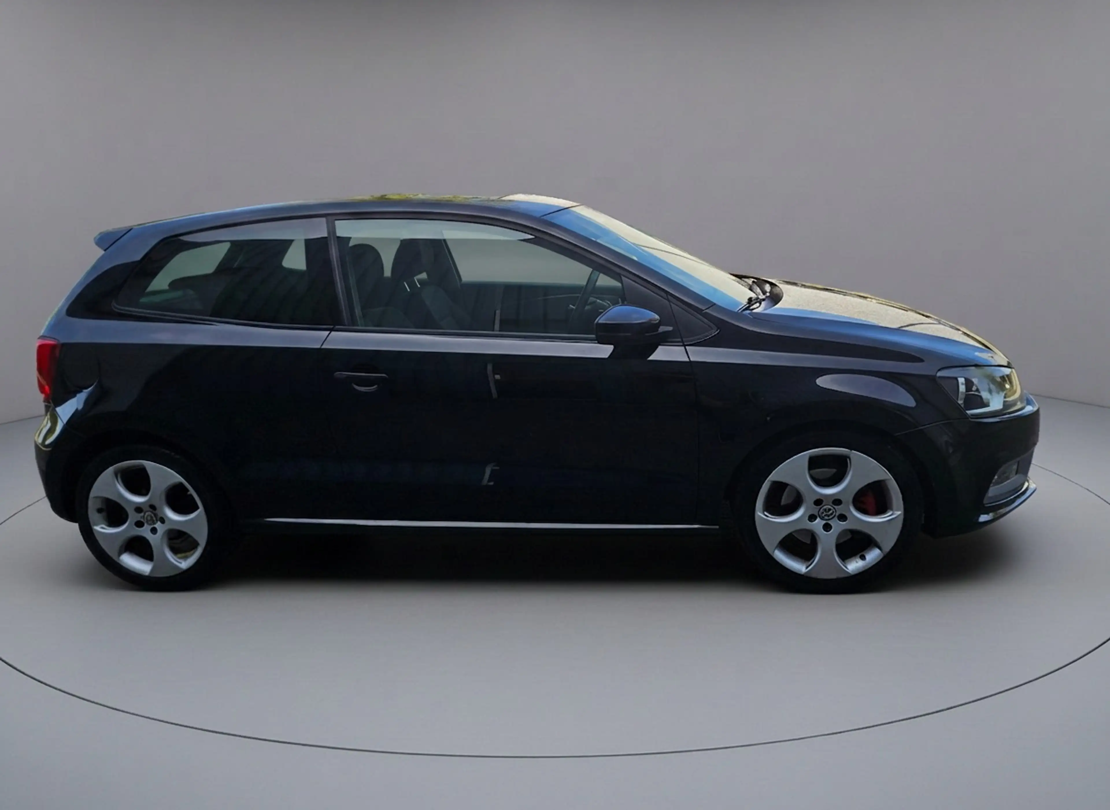 Volkswagen Polo GTI 1.4 TSI — photo 5