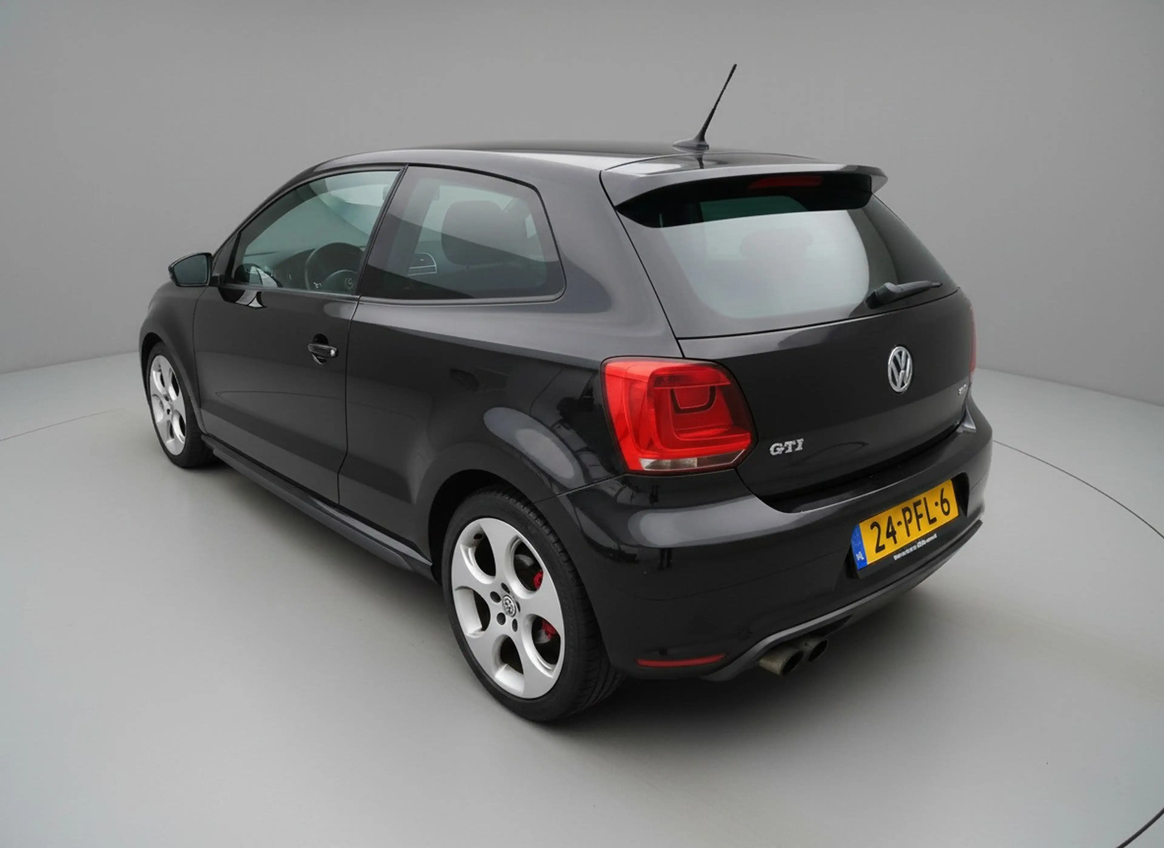 Volkswagen Polo GTI 1.4 TSI — photo 2