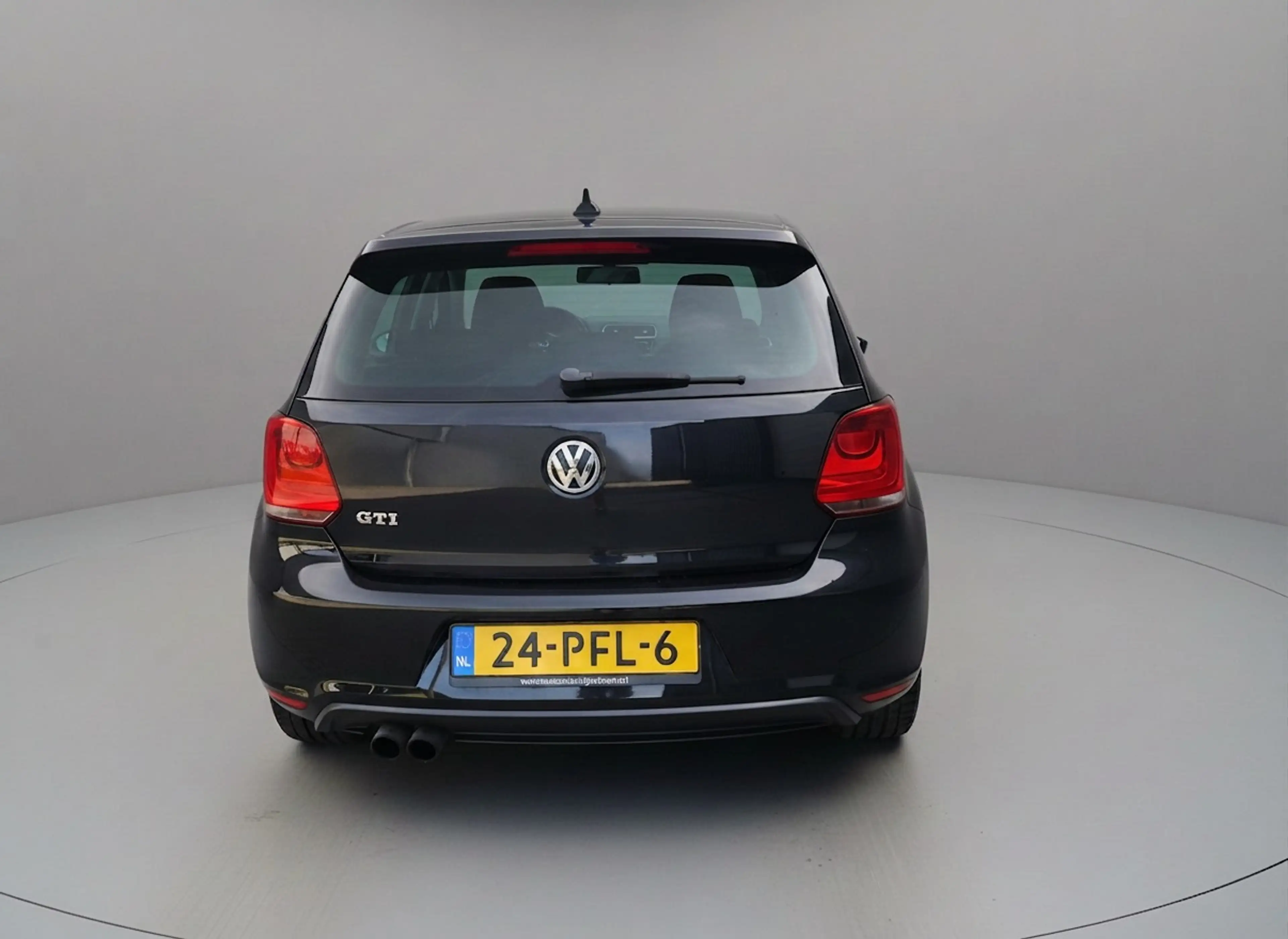 Volkswagen Polo GTI 1.4 TSI — photo 8
