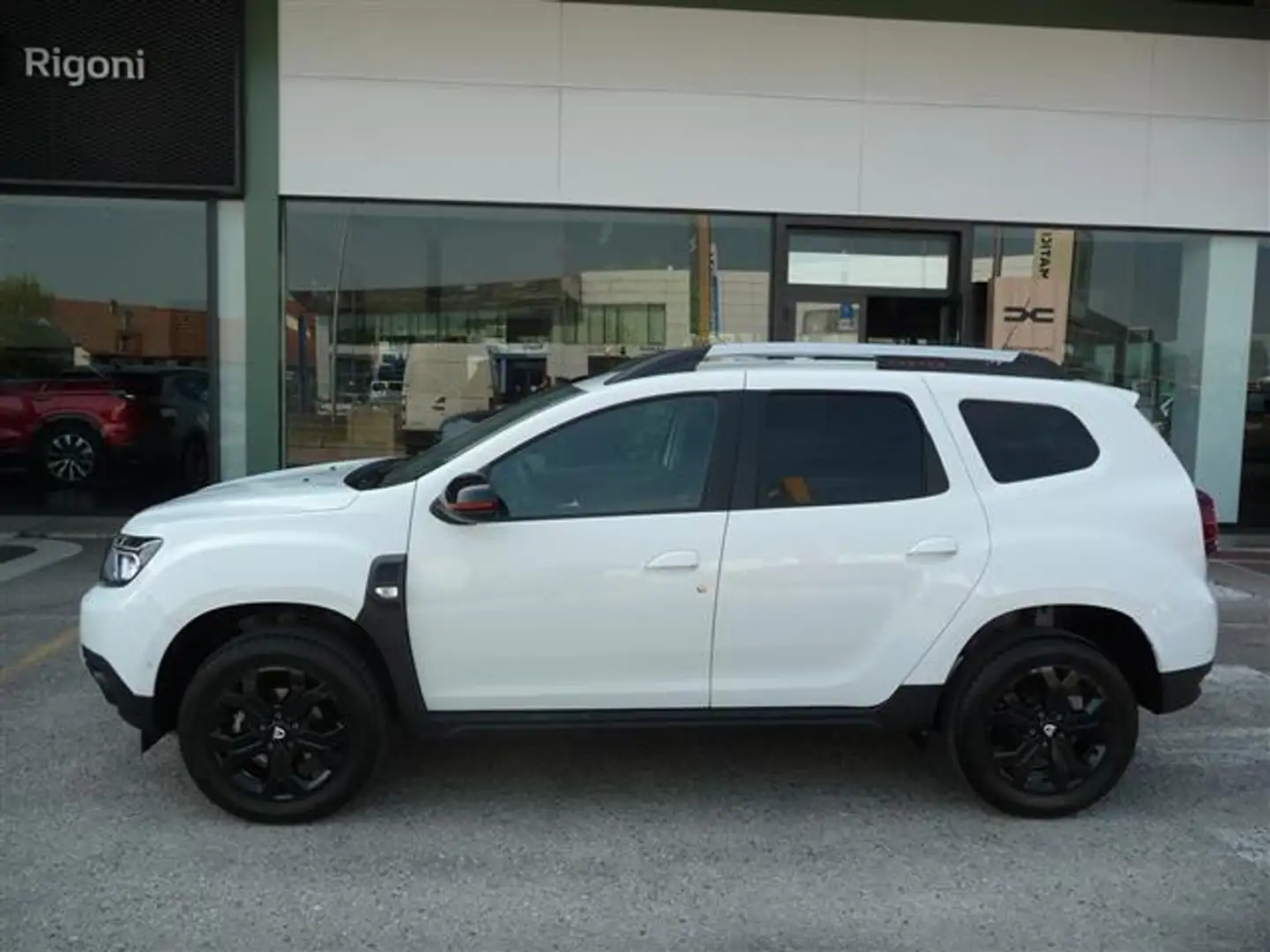 Dacia Duster 1.0 tce SL Extreme Gpl 4x2 100cv Bianco - 2