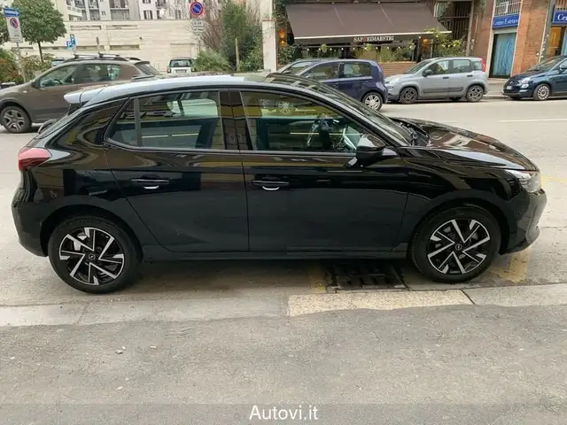 Opel Corsa view 4