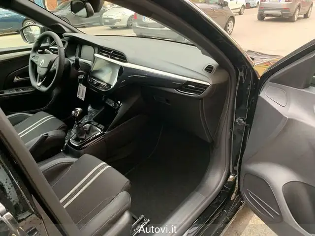 Opel Corsa view 18