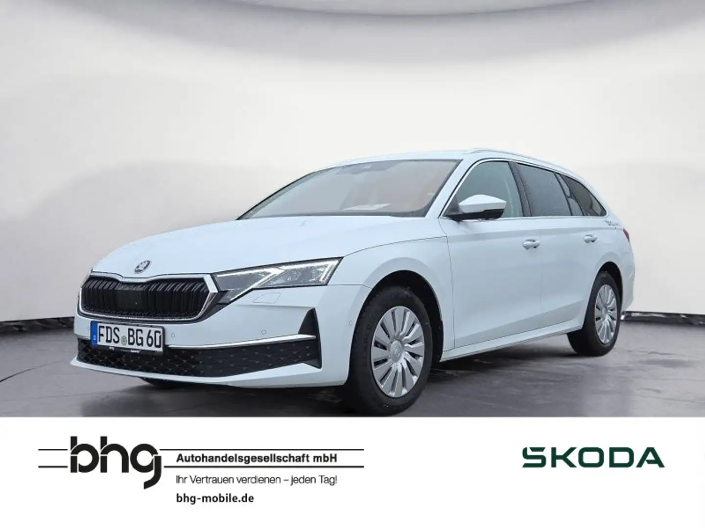 Skoda Octavia Combi TOUR 2,0 TDI 7-Gang-DSG Weiß - 1