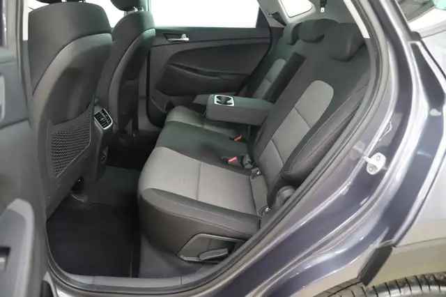 Hyundai Tucson view 12