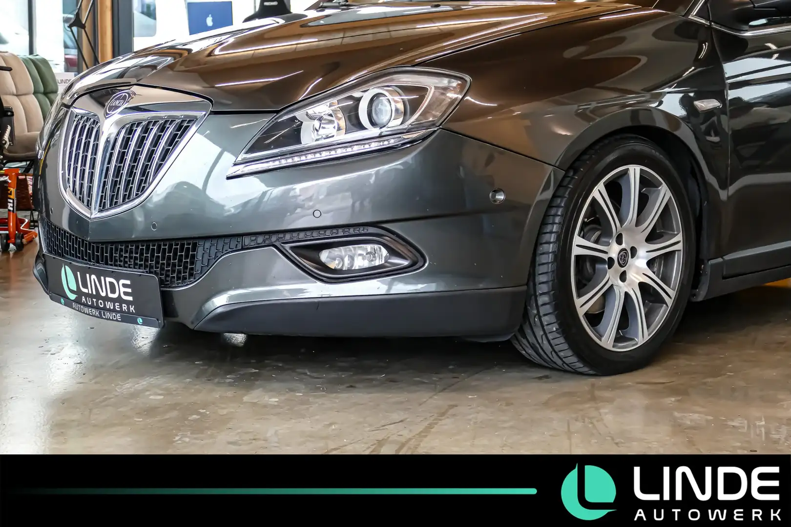Lancia Delta Oro |LEDER|NAVI|TEMPO.|17 ALU Grigio - 2
