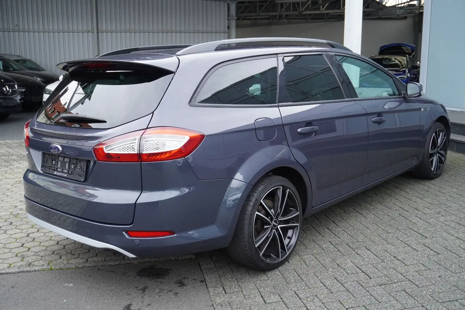 Ford Mondeo Turnier Trend Navi/SR+WR/Euro 5 Grau - 2