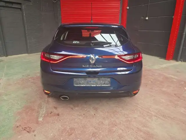 Renault Megane view 3