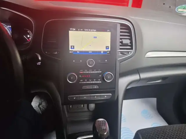 Renault Megane view 11