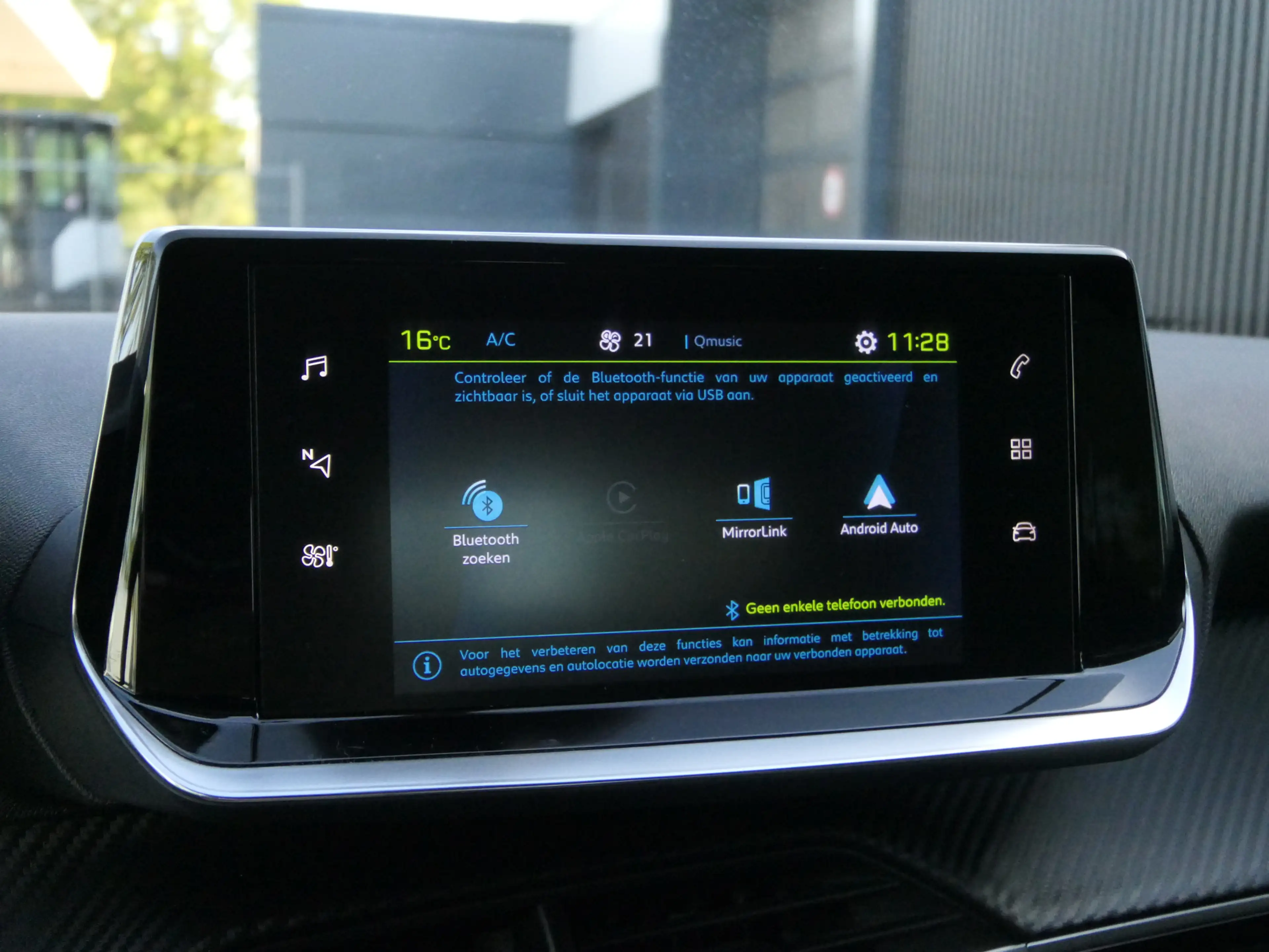 Peugeot e-208 EV Allure Pack 50 kWh | Warmtepomp | Winter Pack — photo 25