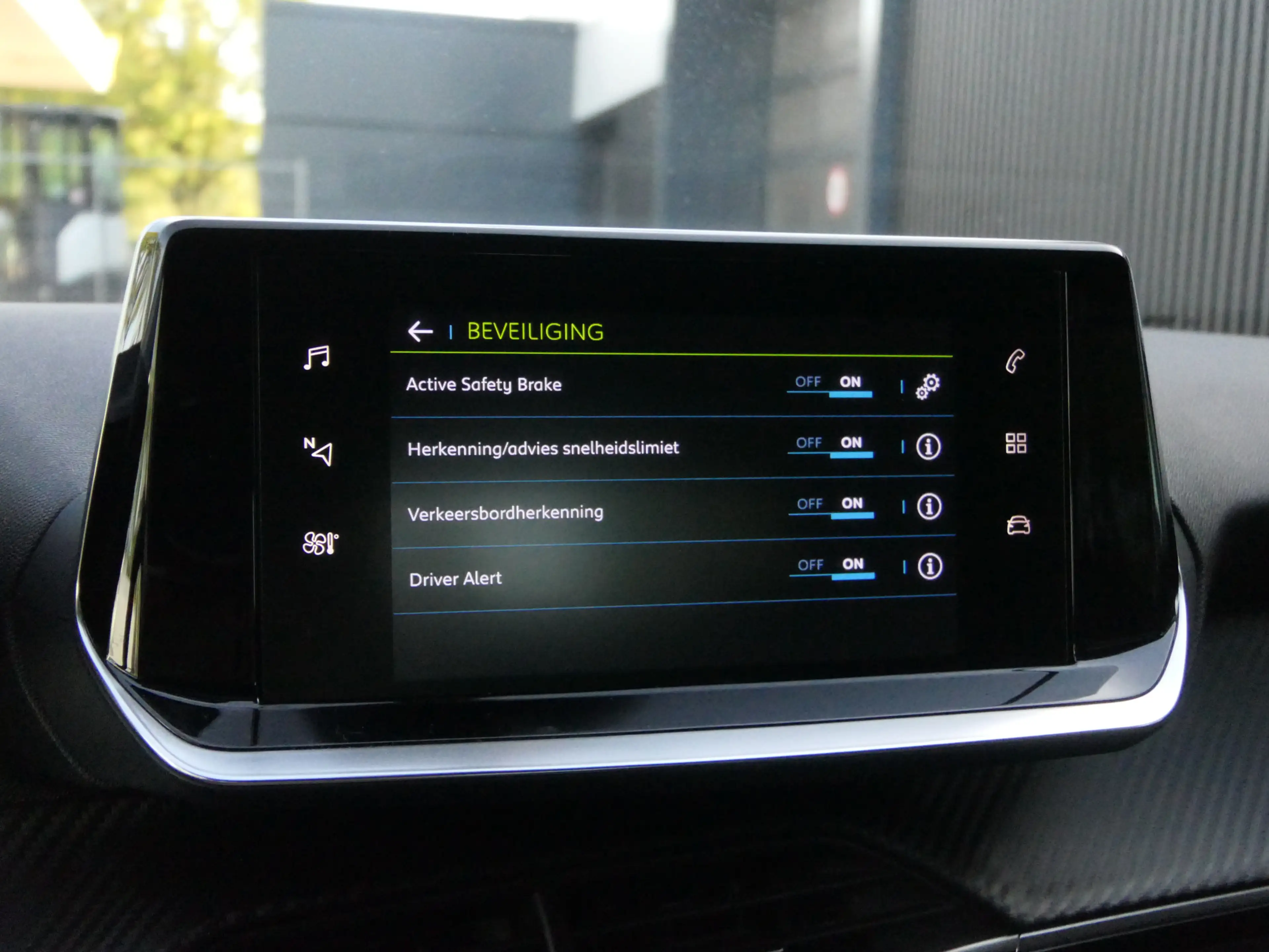 Peugeot e-208 EV Allure Pack 50 kWh | Warmtepomp | Winter Pack — photo 30