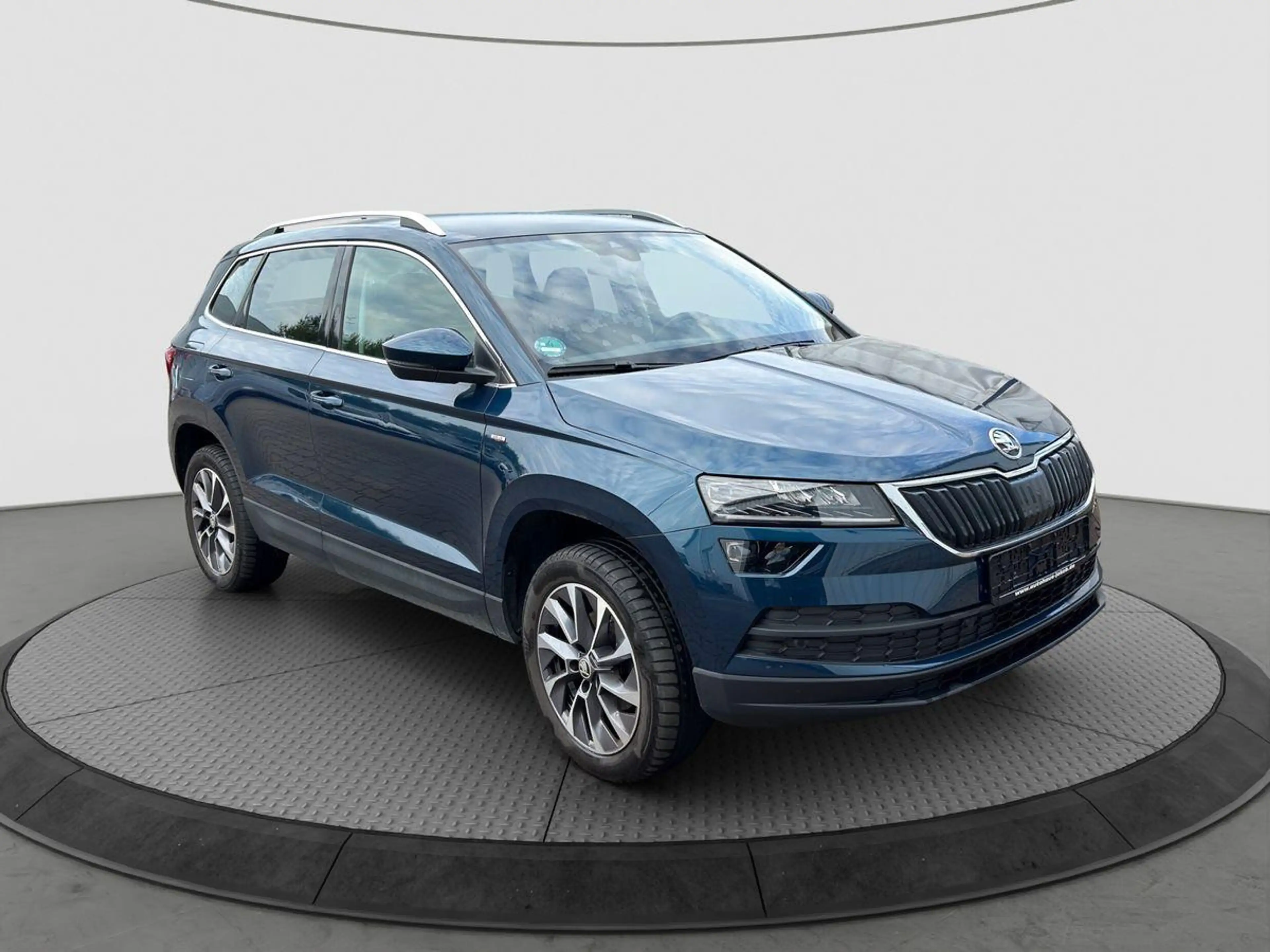 Skoda Karoq 1.0 TSI Drive 125 — photo 7