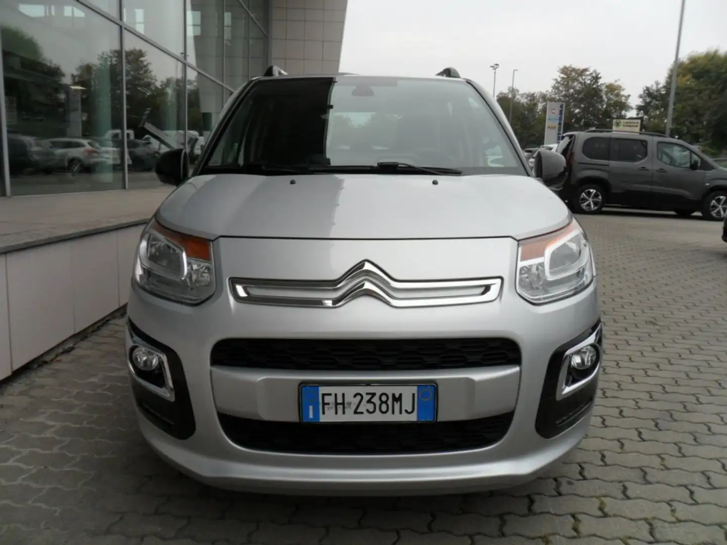 Citroen C3 C3 Picasso Picasso 1.2 Live edition 110cv Argento - 2