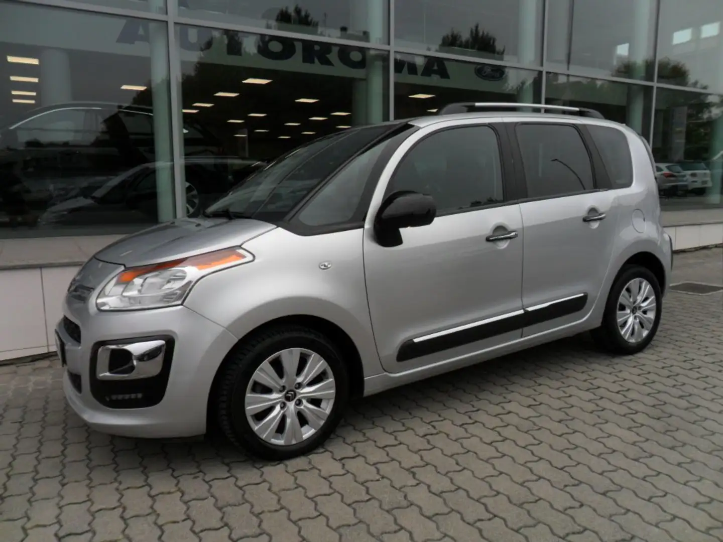 Citroen C3 C3 Picasso Picasso 1.2 Live edition 110cv Argento - 1