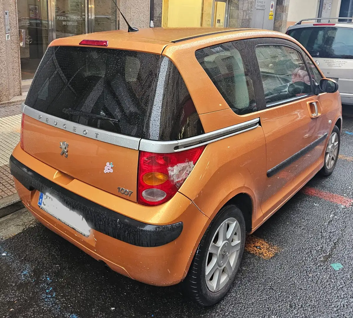 Peugeot 1007 1007 1.4HDI Dolce Dolce Bronce - 2