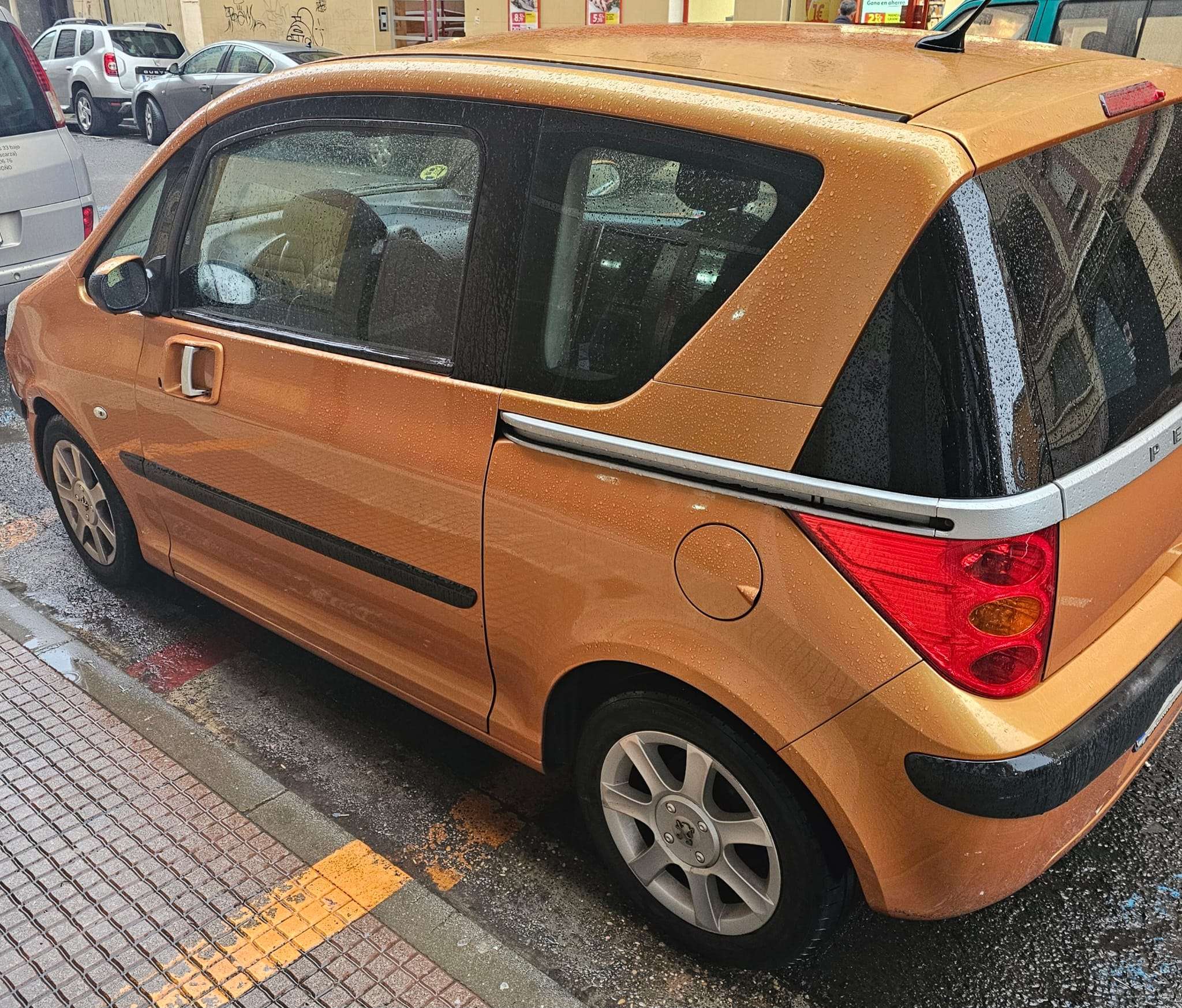 Peugeot 1007 1007 1.4HDI Dolce Dolce - foto 1