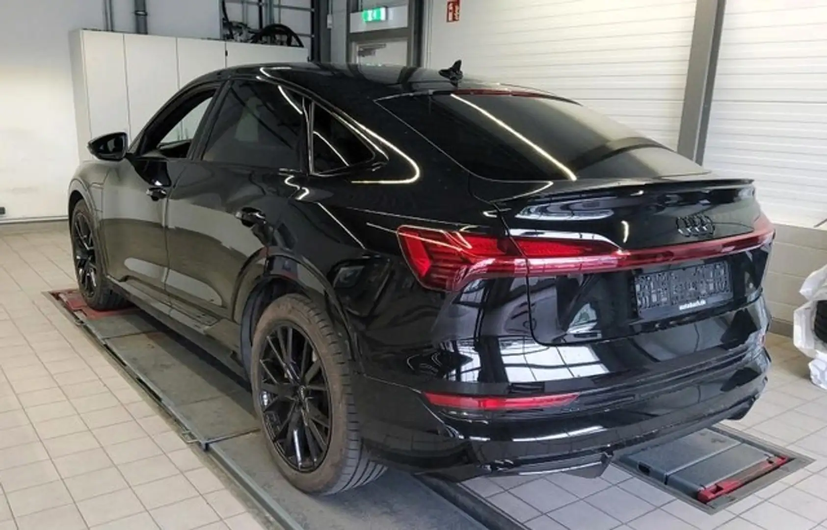 Audi e-tron Sportback 50 quattro S line Negro - 2