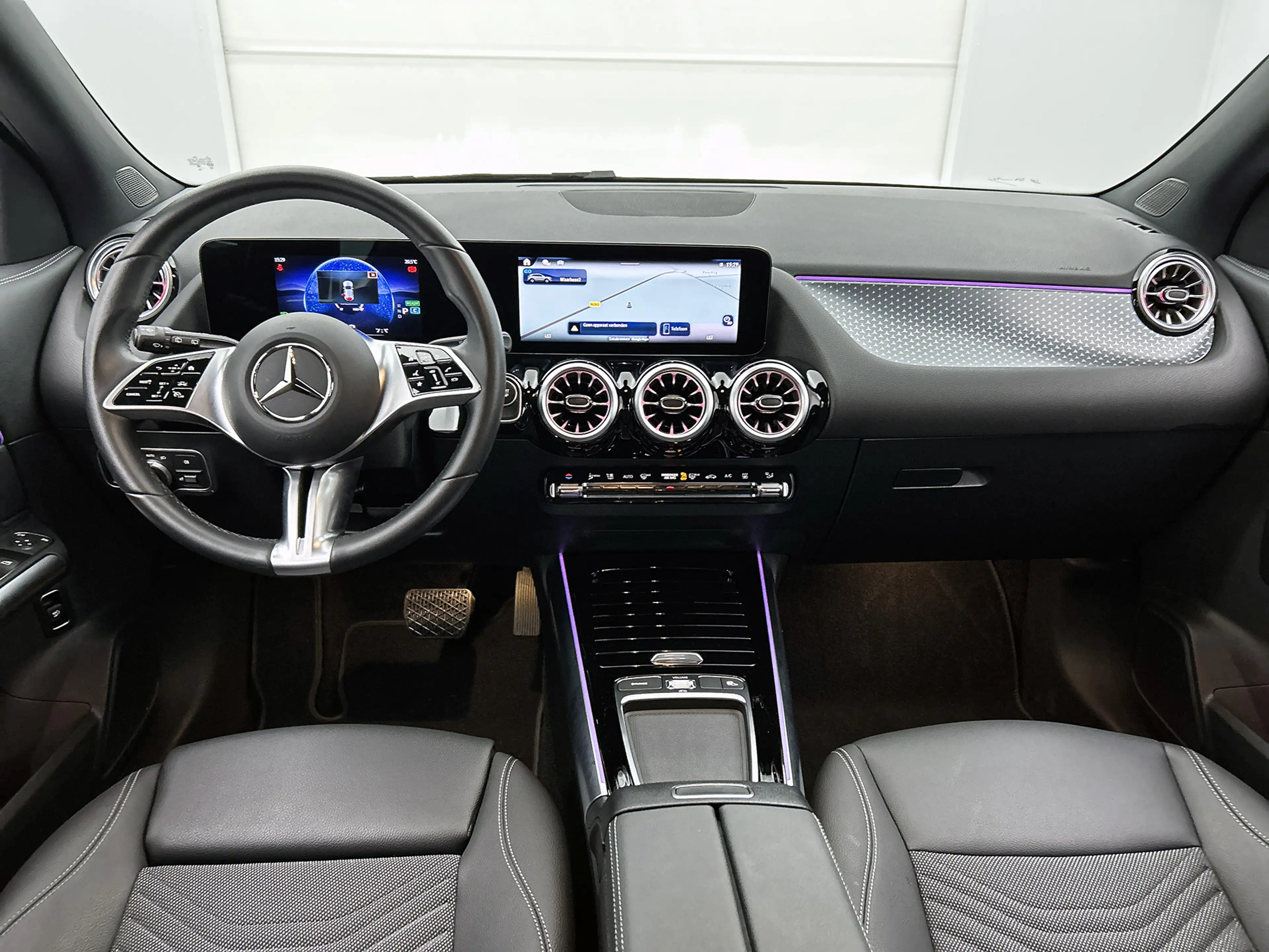 Mercedes-Benz EQA 250 250+ Essential Line 71 kWh | Achteruitrijcamera | — photo 4