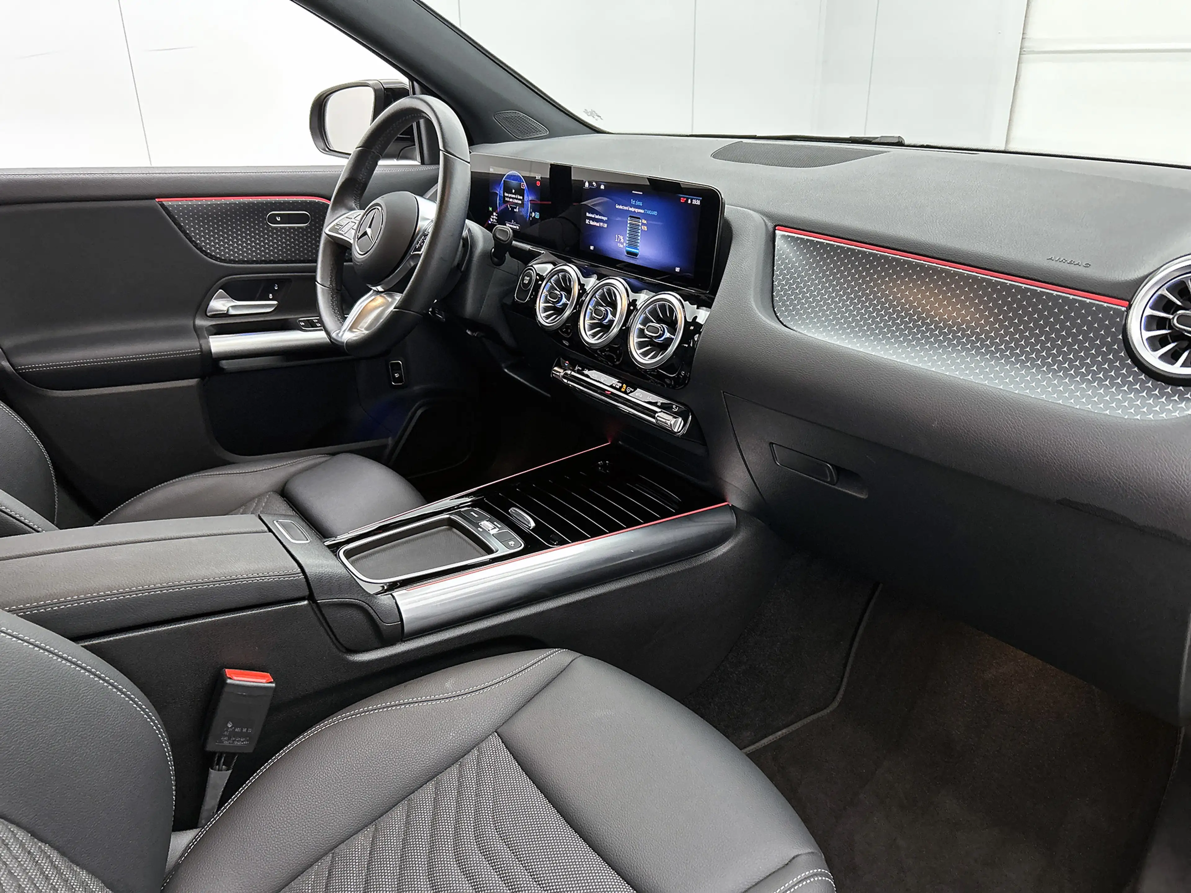 Mercedes-Benz EQA 250 250+ Essential Line 71 kWh | Achteruitrijcamera | — photo 6
