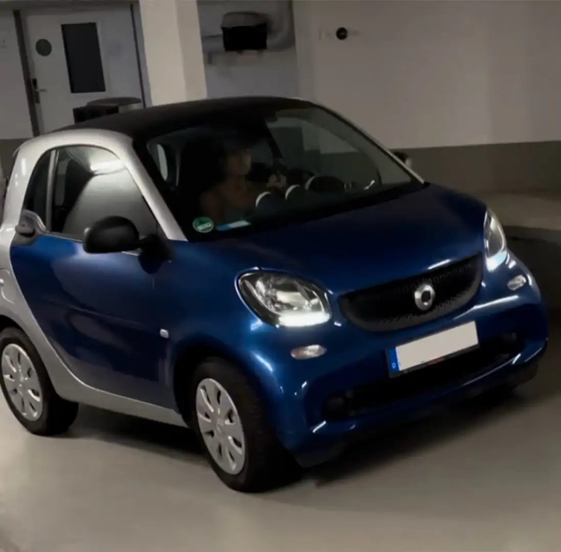 smart forTwo coupe  (silberne Folierung) nur 17.000 km! Blue - 2