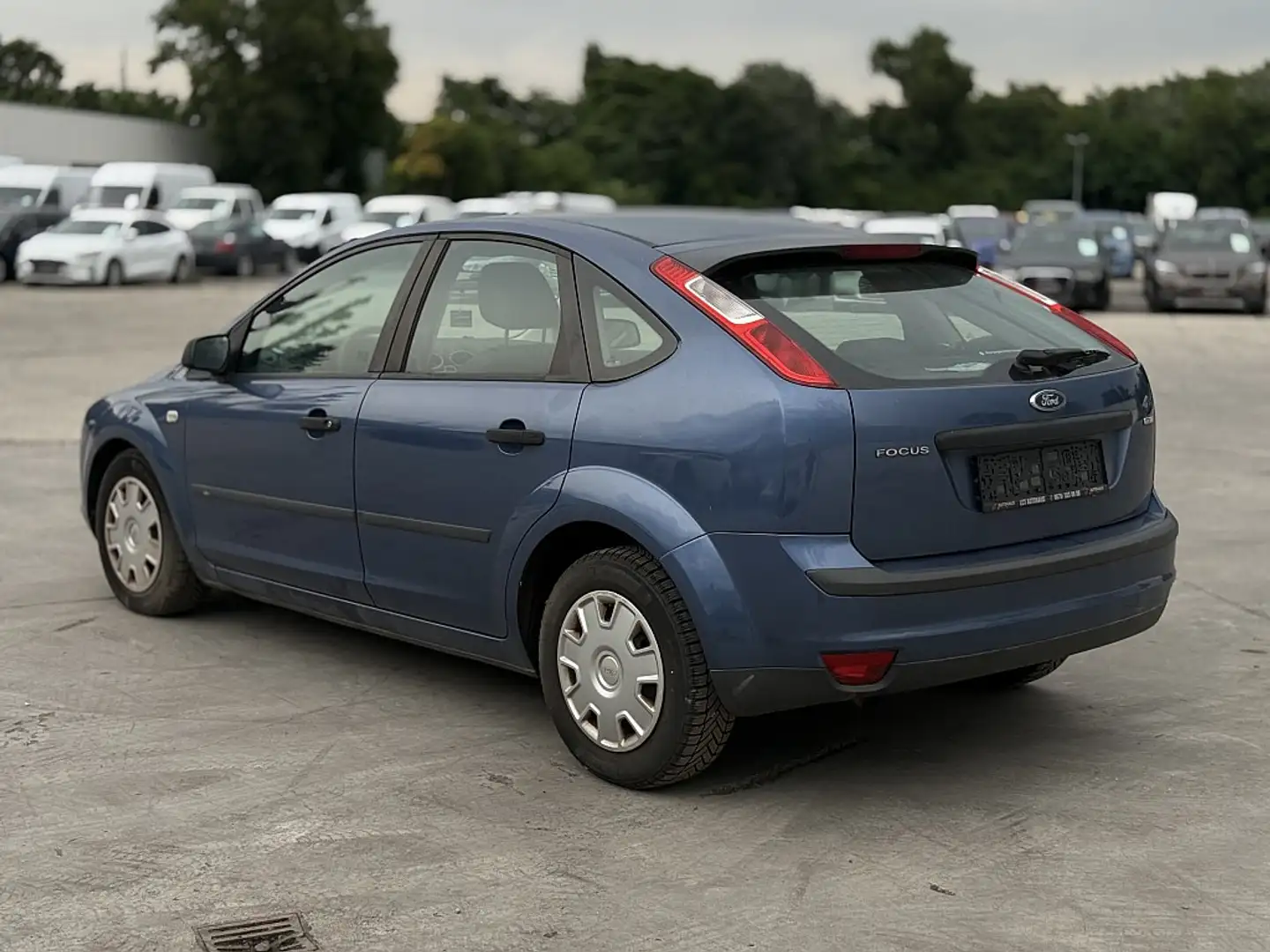 Ford Focus Trend 1,6 TDCi |KEIN PICKERL| Bleu - 2