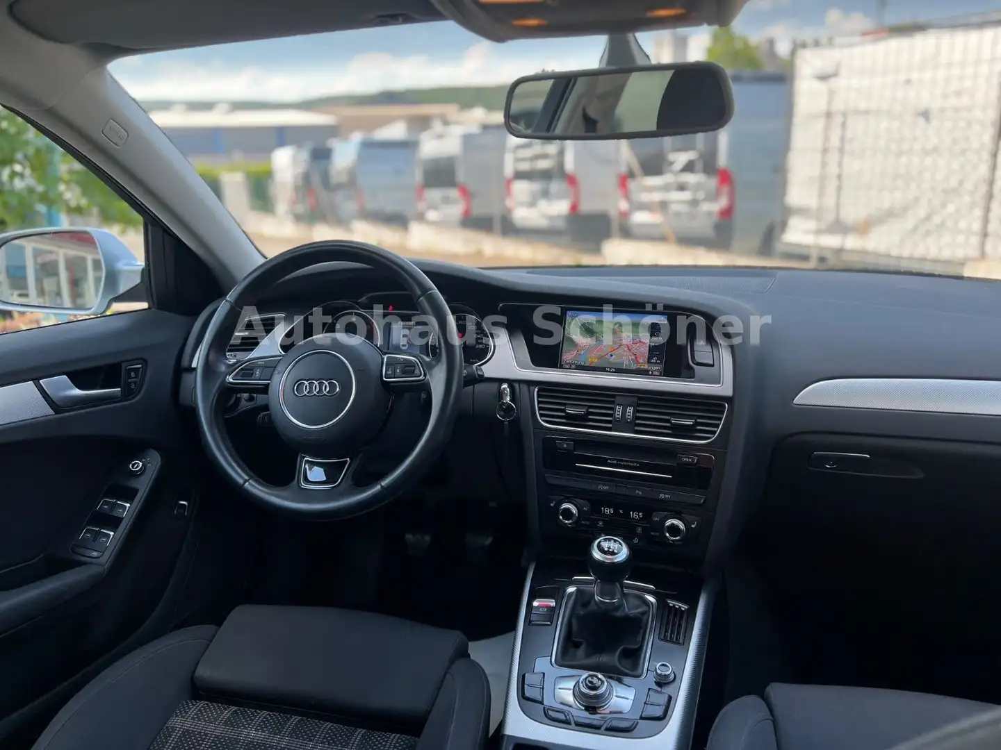 Audi A4 Lim. Ambition**XENON*NAVI** Zilver - 2