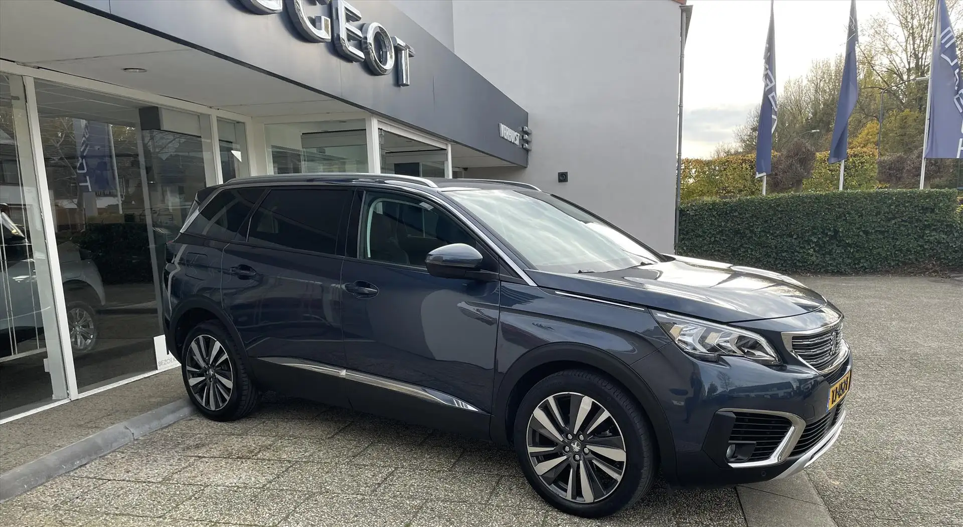 Peugeot 5008 1.2 PureTech 130pk S&S Advanced Azul - 2