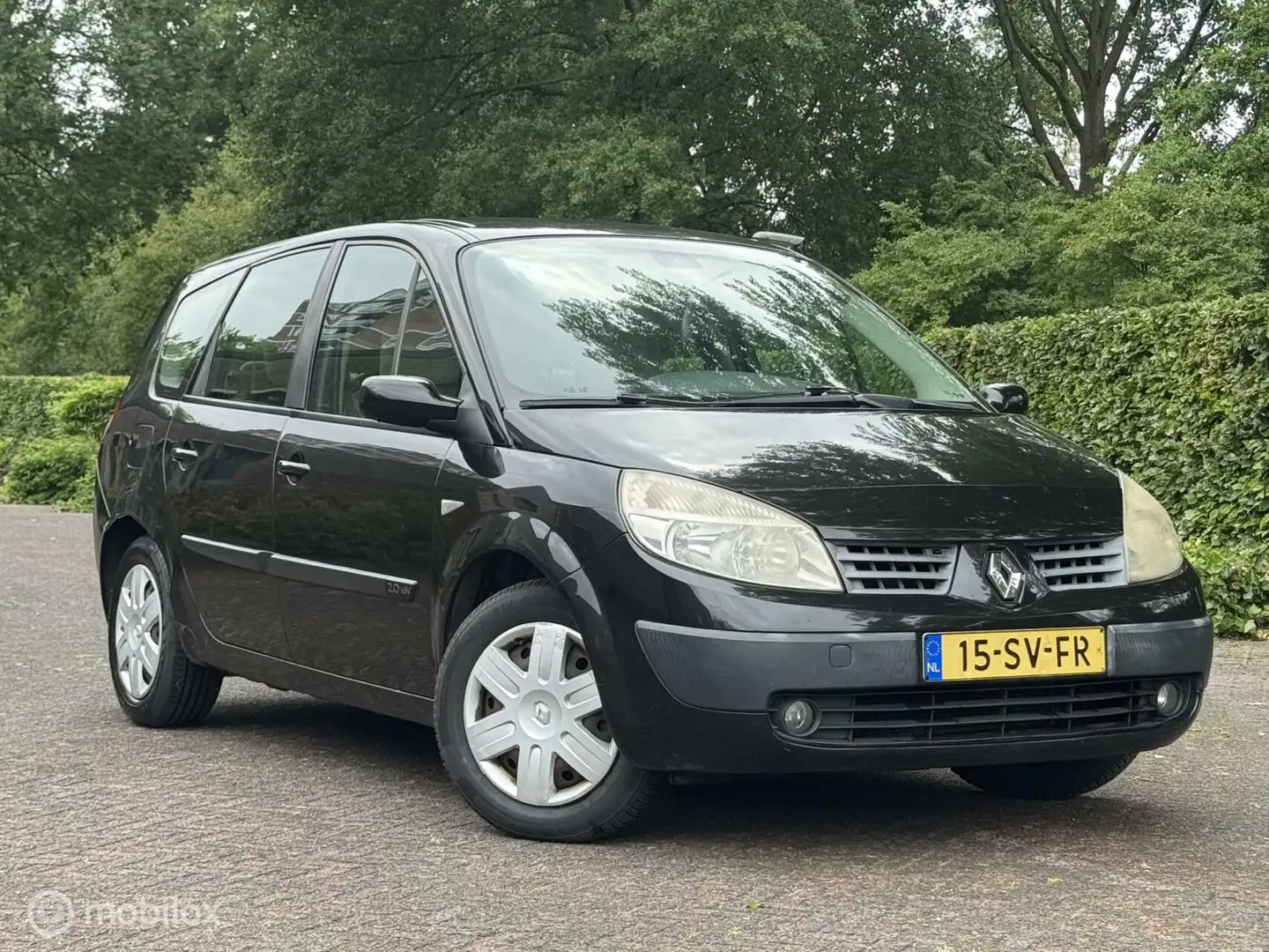 Renault Grand Scenic 2.0-16V Expression Luxe 7PERSOONS NAP/APK Schwarz - 2