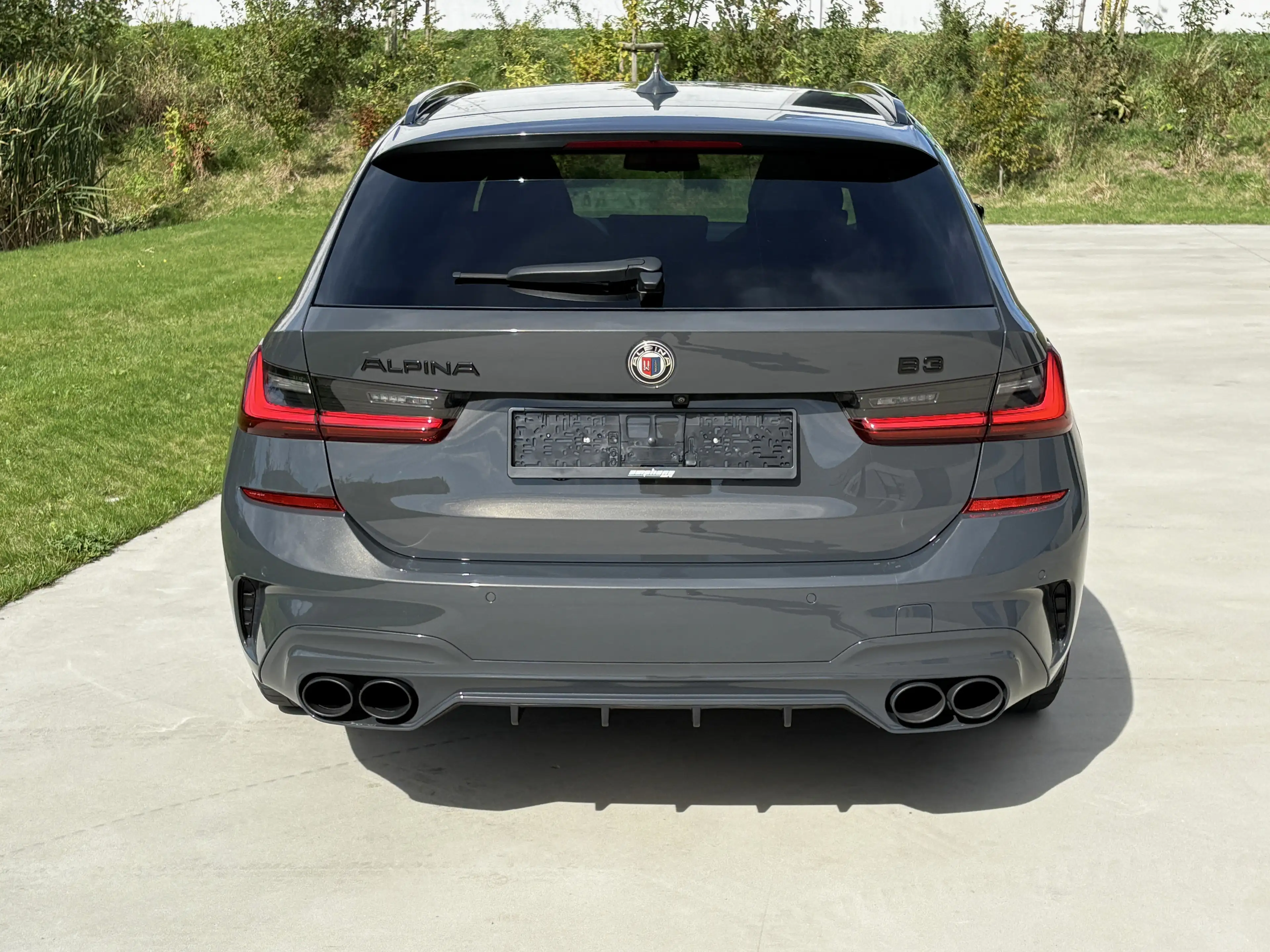Alpina B3 Touring xDrive pano mseats individual full option — photo 8