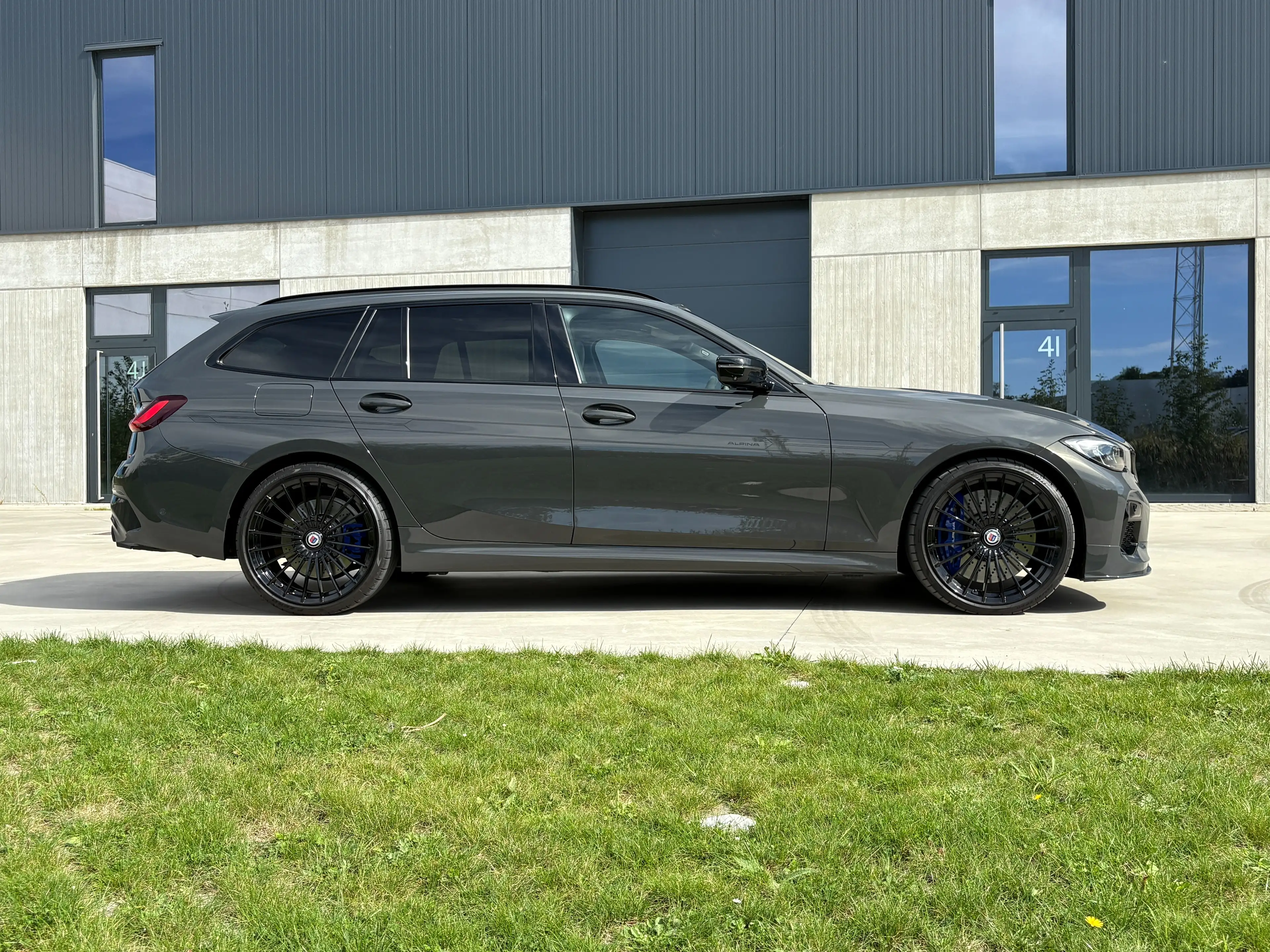 Alpina B3 Touring xDrive pano mseats individual full option — photo 3