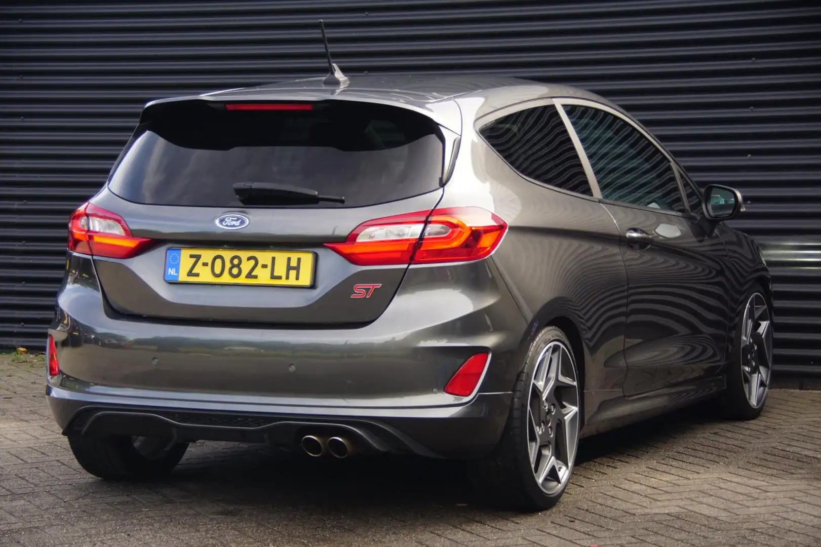 Ford Fiesta 1.5 ST-3 | B&O | Stage 2 + Downpipe & Powerflex | Grijs - 2