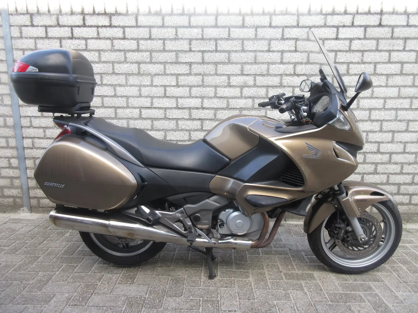 Honda NT 700 NT700VA Beżowy - 1