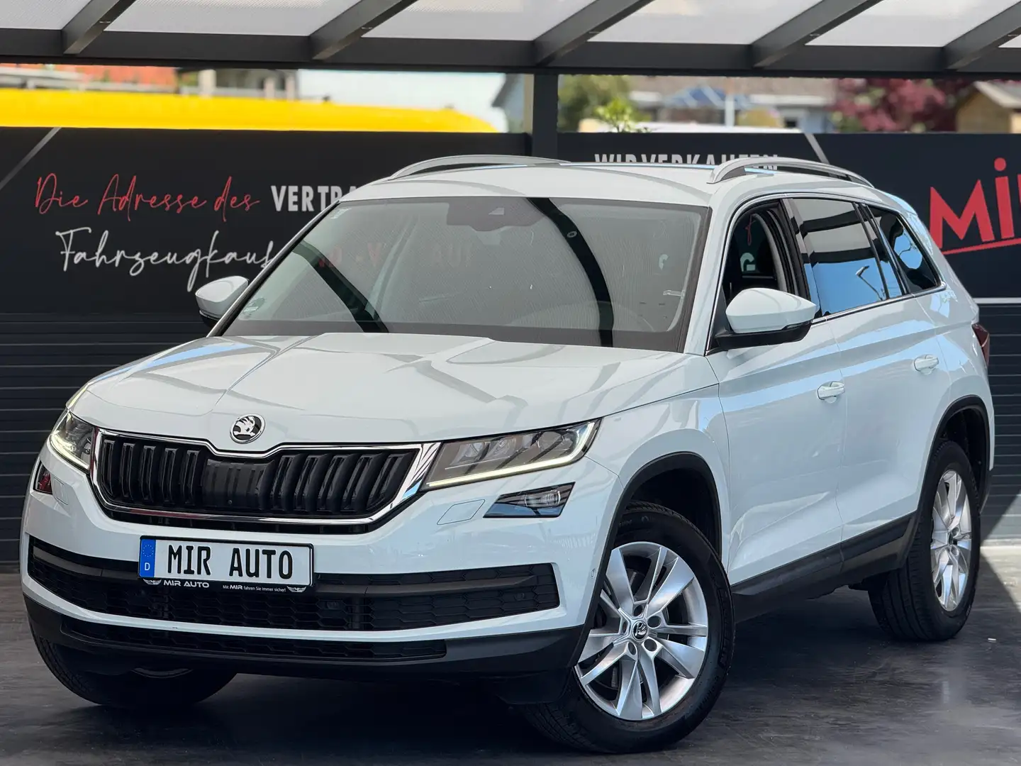 Skoda Kodiaq Style 4x4/ 7Sitzer/360Kamera/Ambiente Fehér - 1
