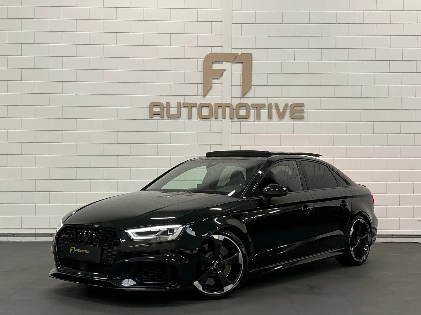 Audi RS3 2.5 TFSI Limo|Pano|B&O|ACC|RS Seat|Sfeer|Keyles|VO Negro - 1
