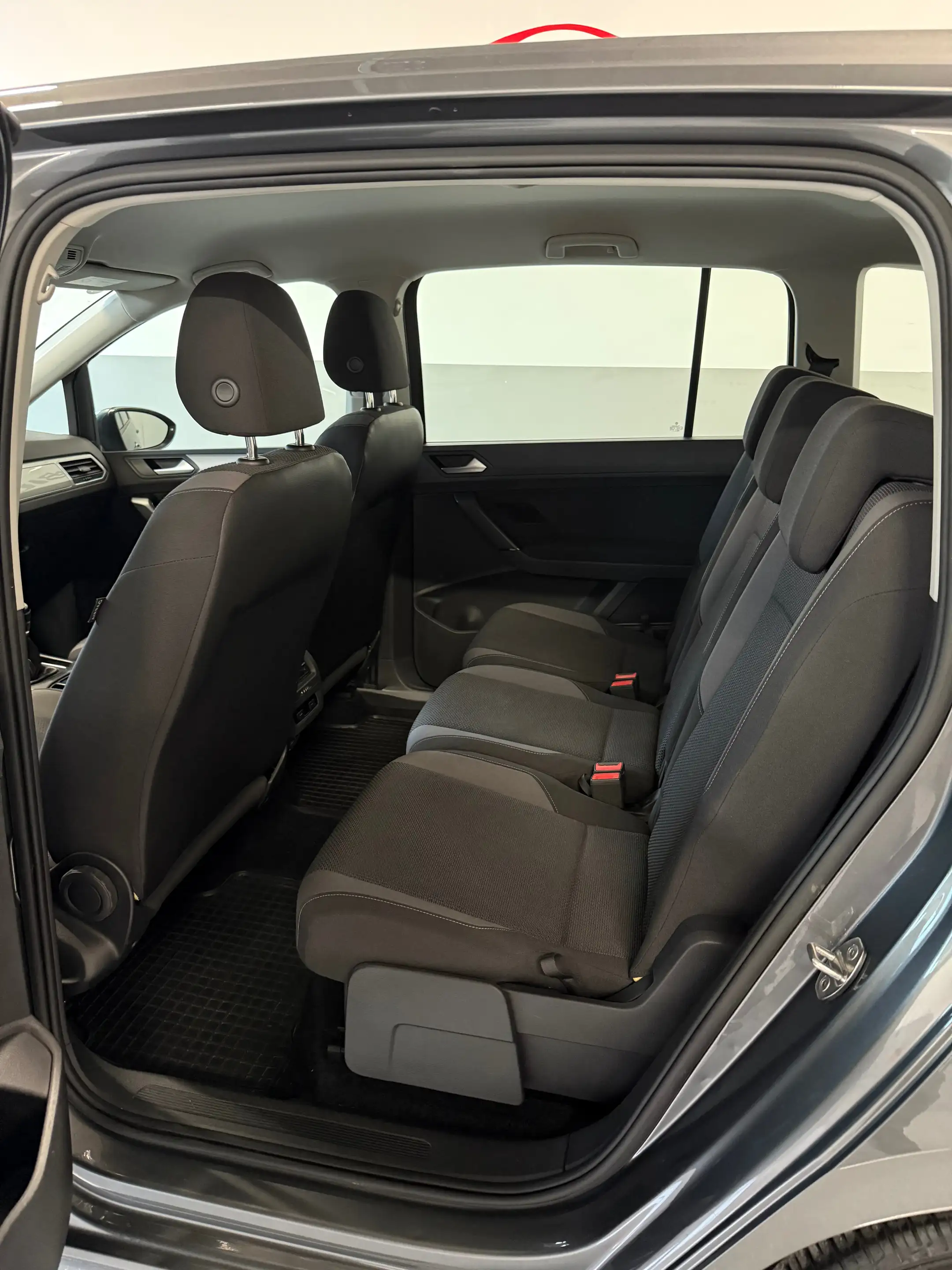 Volkswagen Touran Touran Trendline 1,6 SCR TDI Trendline — photo 10