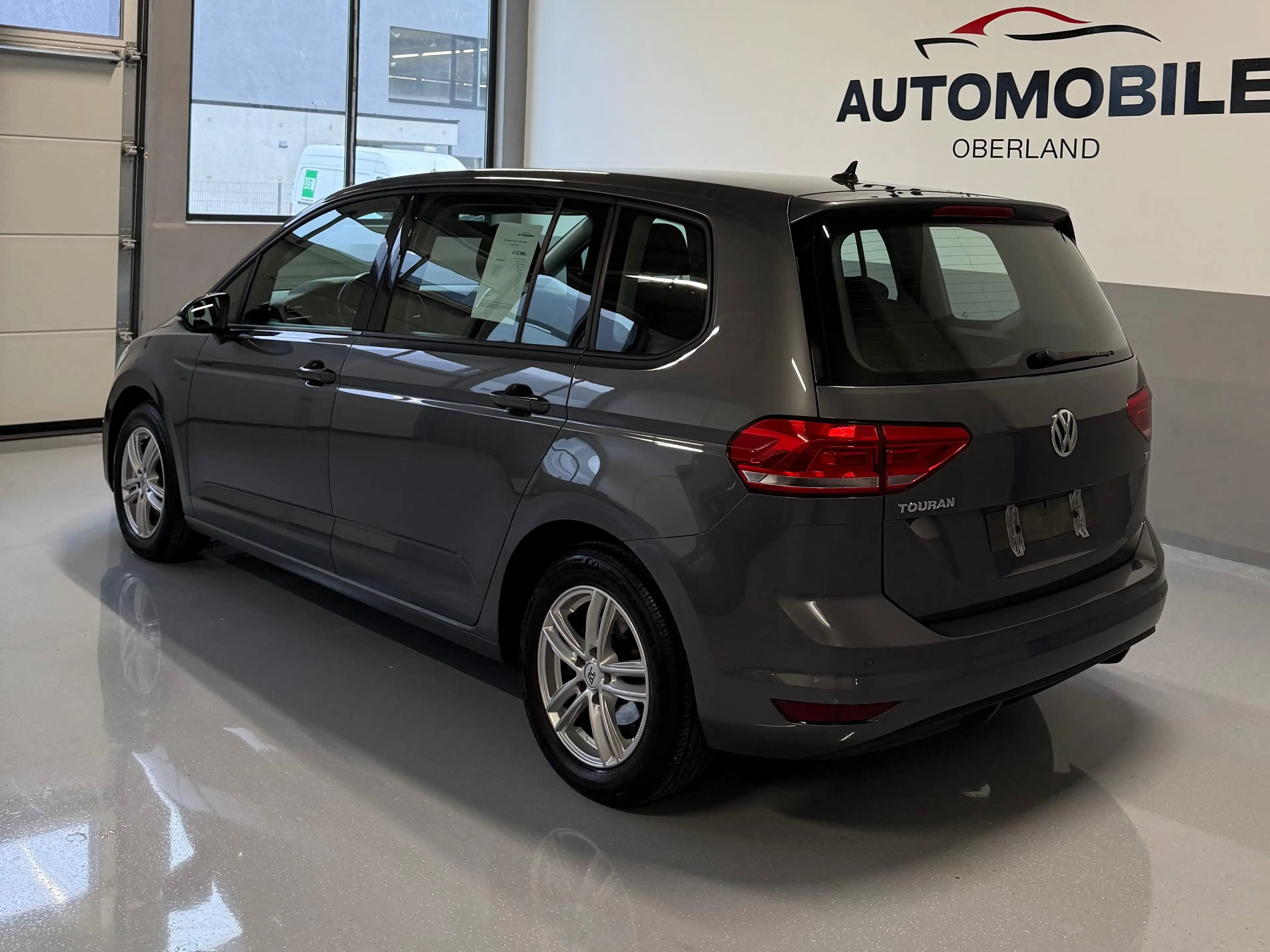 Volkswagen Touran Touran Trendline 1,6 SCR TDI Trendline — photo 3