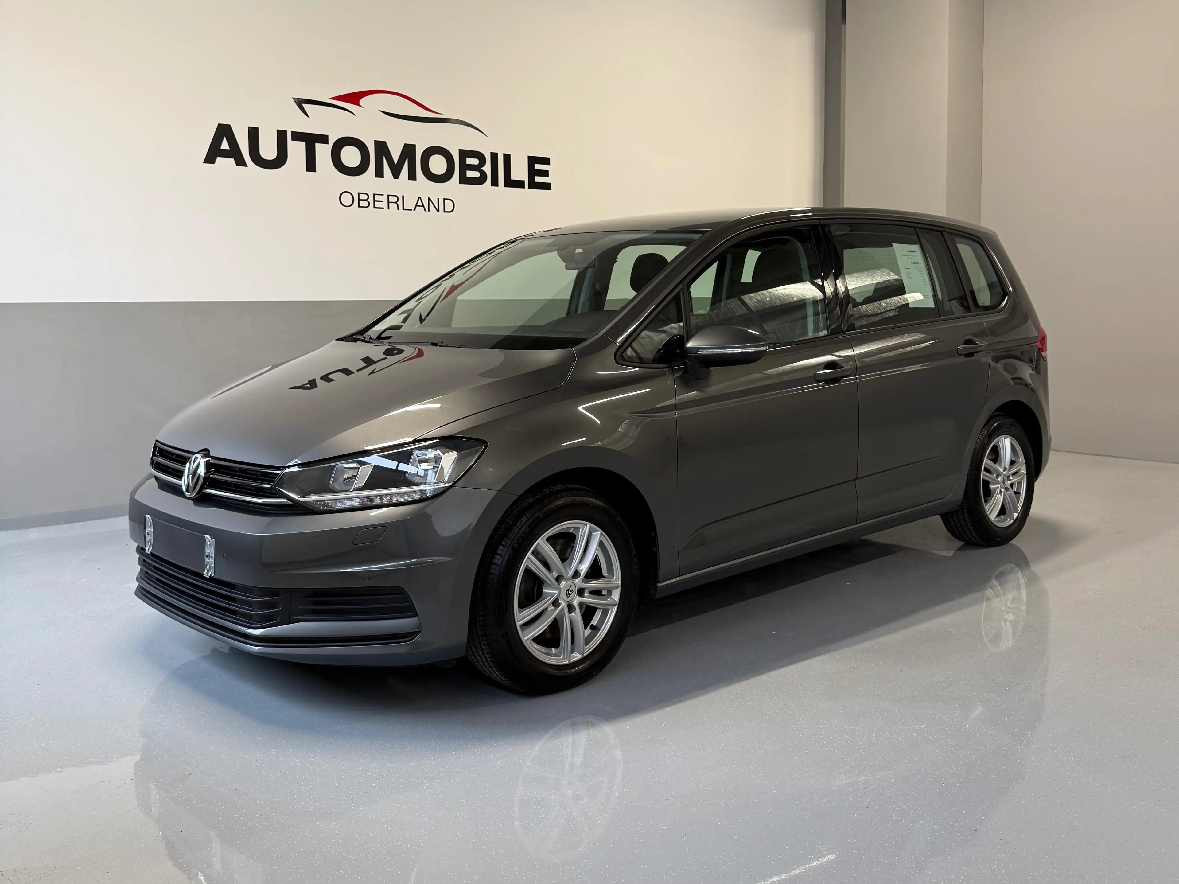 Volkswagen Touran Touran Trendline 1,6 SCR TDI Trendline