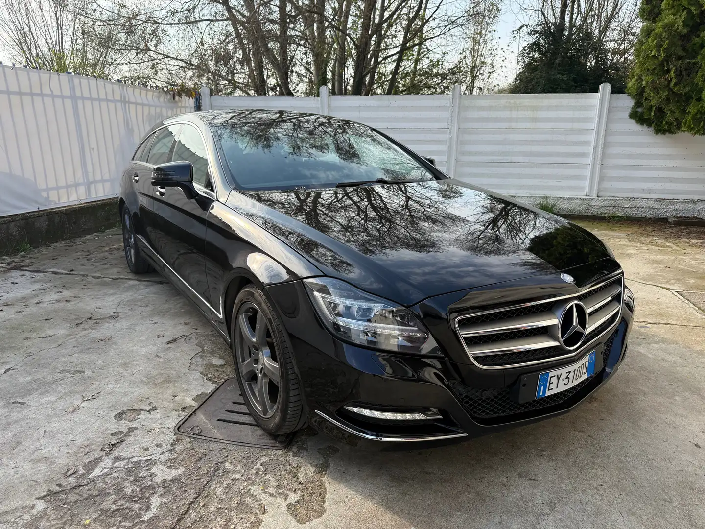 Mercedes-Benz CLS 250 CLS Shooting Brake 250 cdi be auto Nero - 2