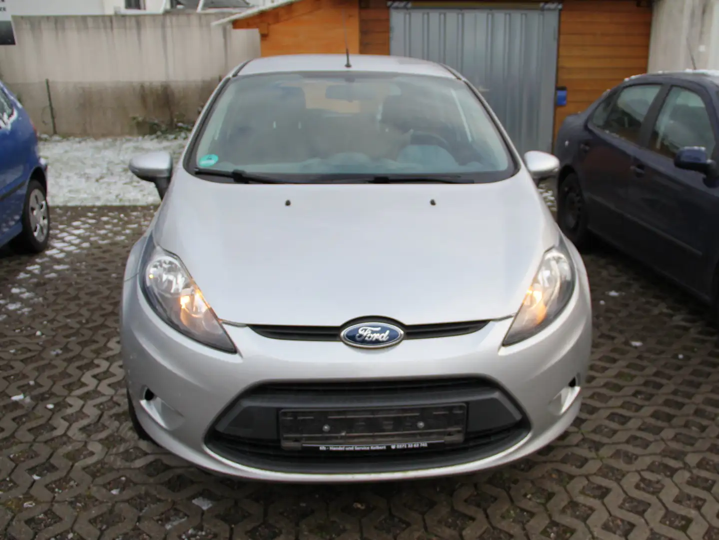 Ford Fiesta Trend Silber - 2