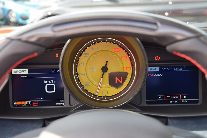 Ferrari 488 Spider Pista *Full Carbon*Kamera*Alcantara Blu ... — photo 8