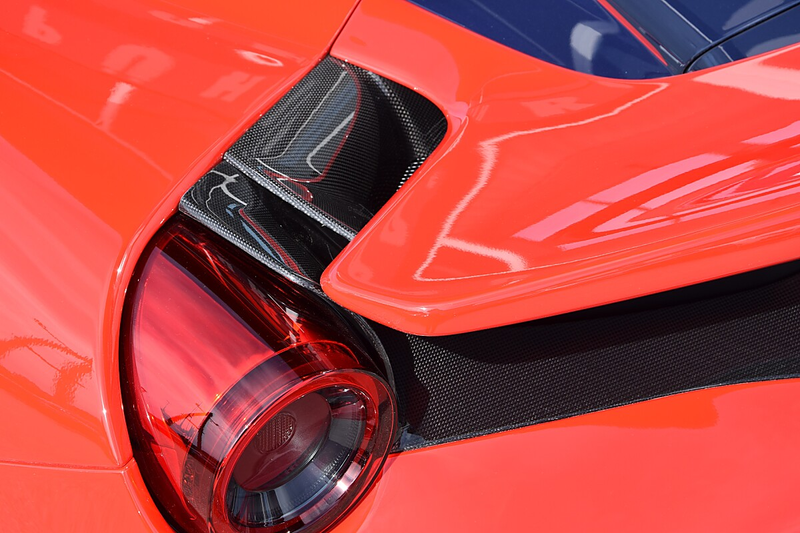 Ferrari 488 Spider Pista *Full Carbon*Kamera*Alcantara Blu ... — photo 15