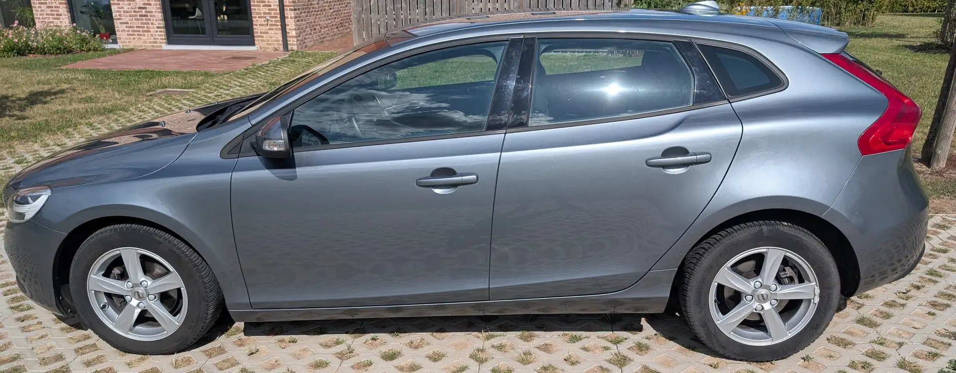 Volvo V40 D2 Kinetic Osmium Grey Grijs - 2