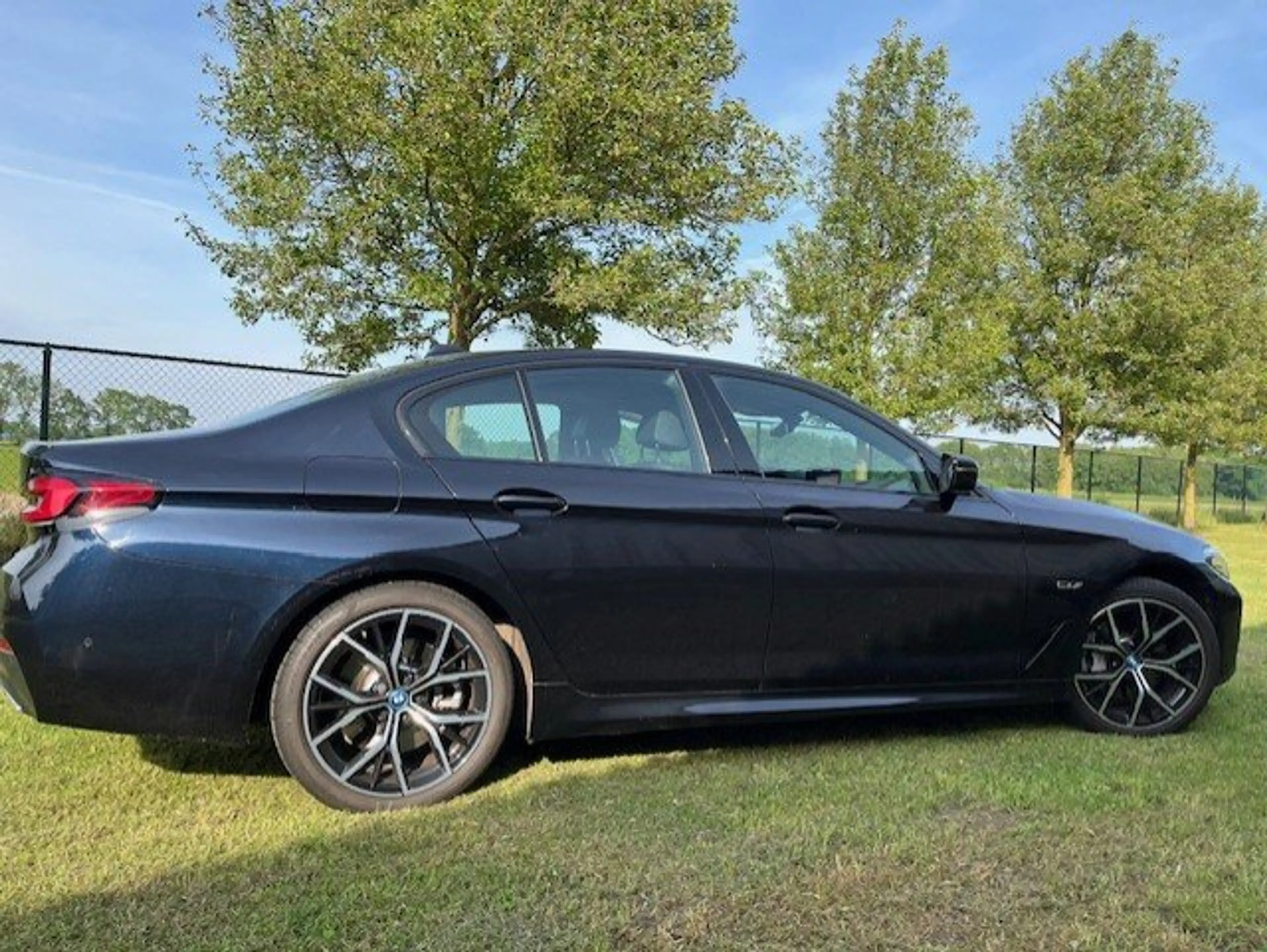 BMW 545 545e xD Bns Edit.+ — photo 5