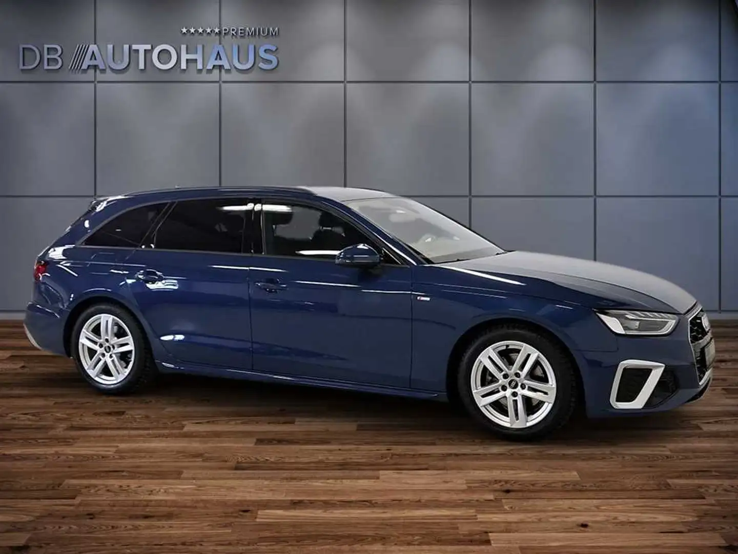 Audi A4 S line 35 2.0 TFSI S-tronic plava - 2