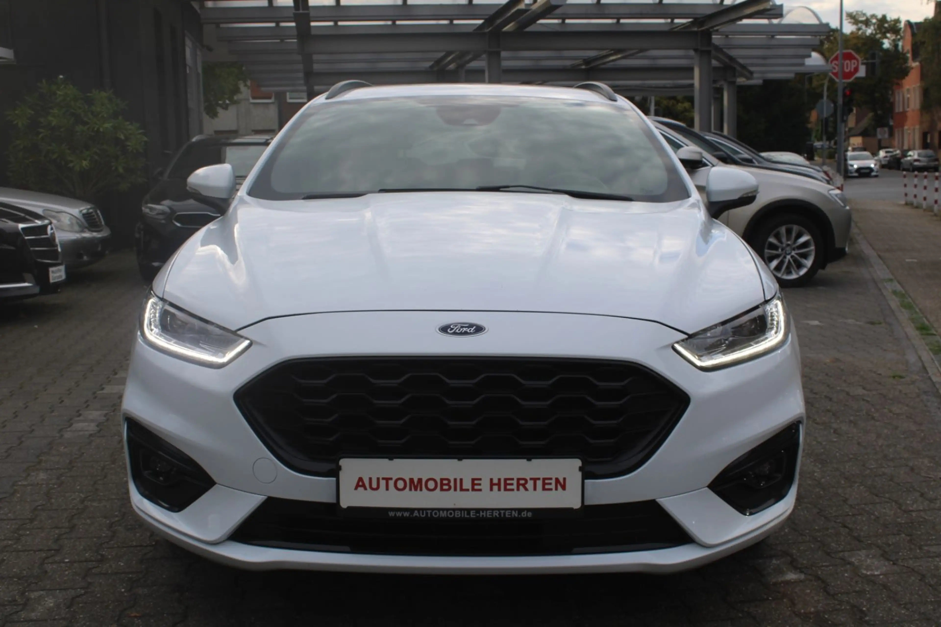 Ford Mondeo 2.0 TDCI Turnier ST-Line*LEDER*NAVI*AUTOM — photo 3