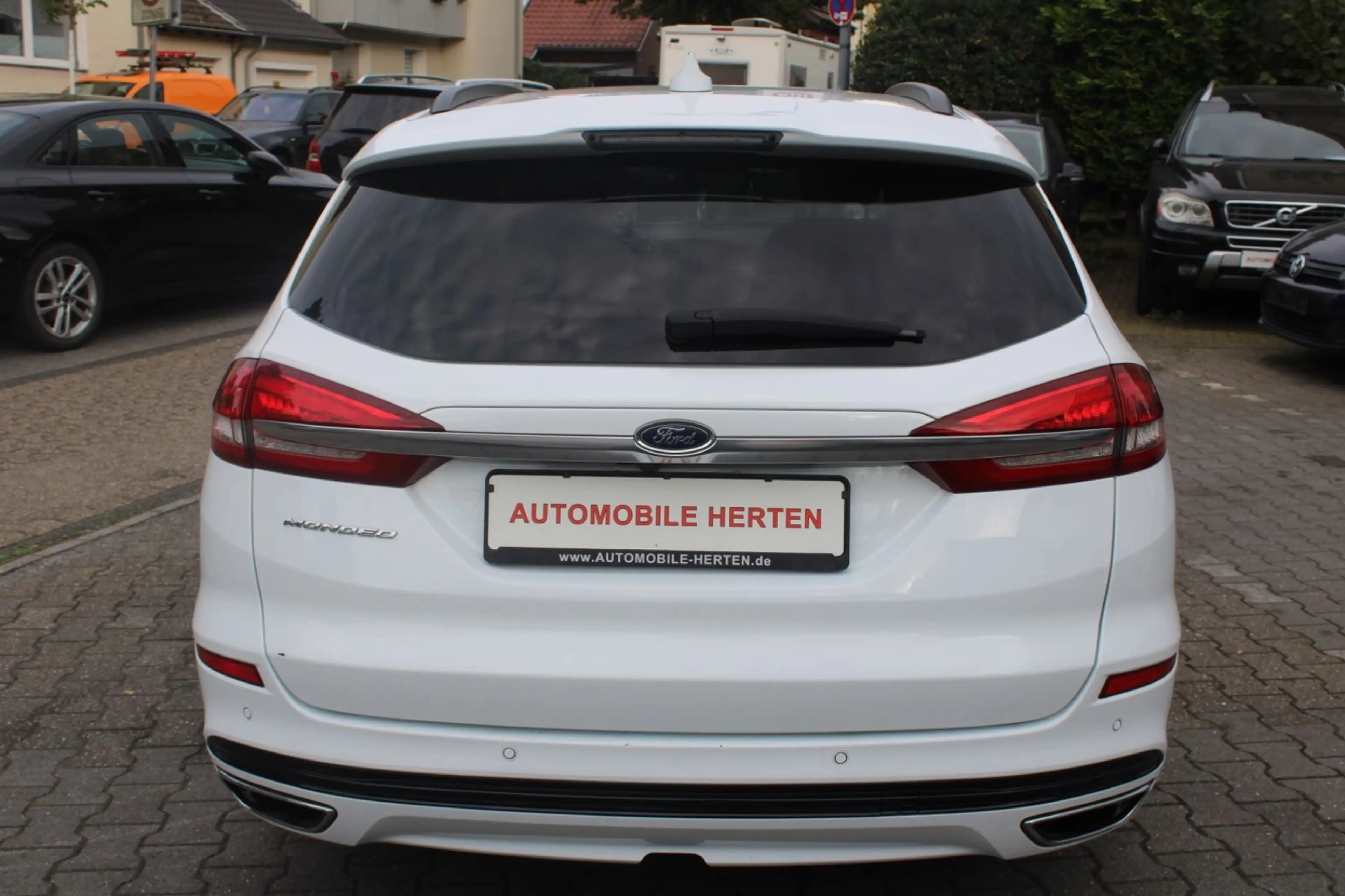 Ford Mondeo 2.0 TDCI Turnier ST-Line*LEDER*NAVI*AUTOM — photo 9